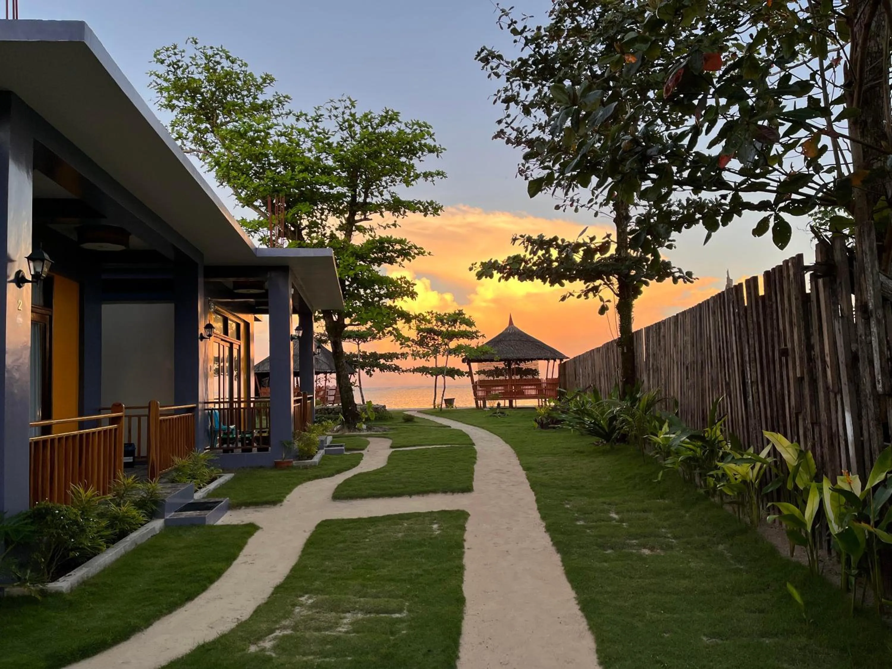 Property building in Takbo Beach Resort