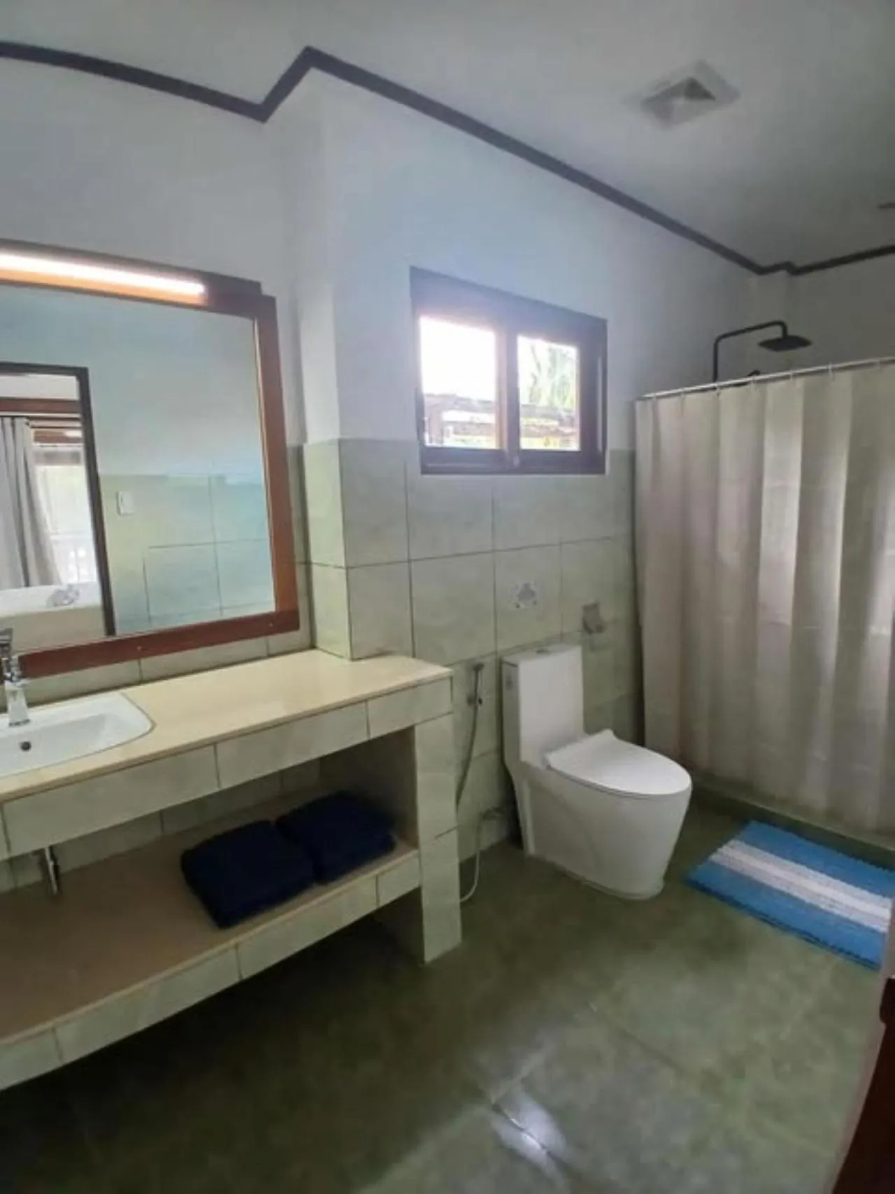 Shower in Takbo Beach Resort