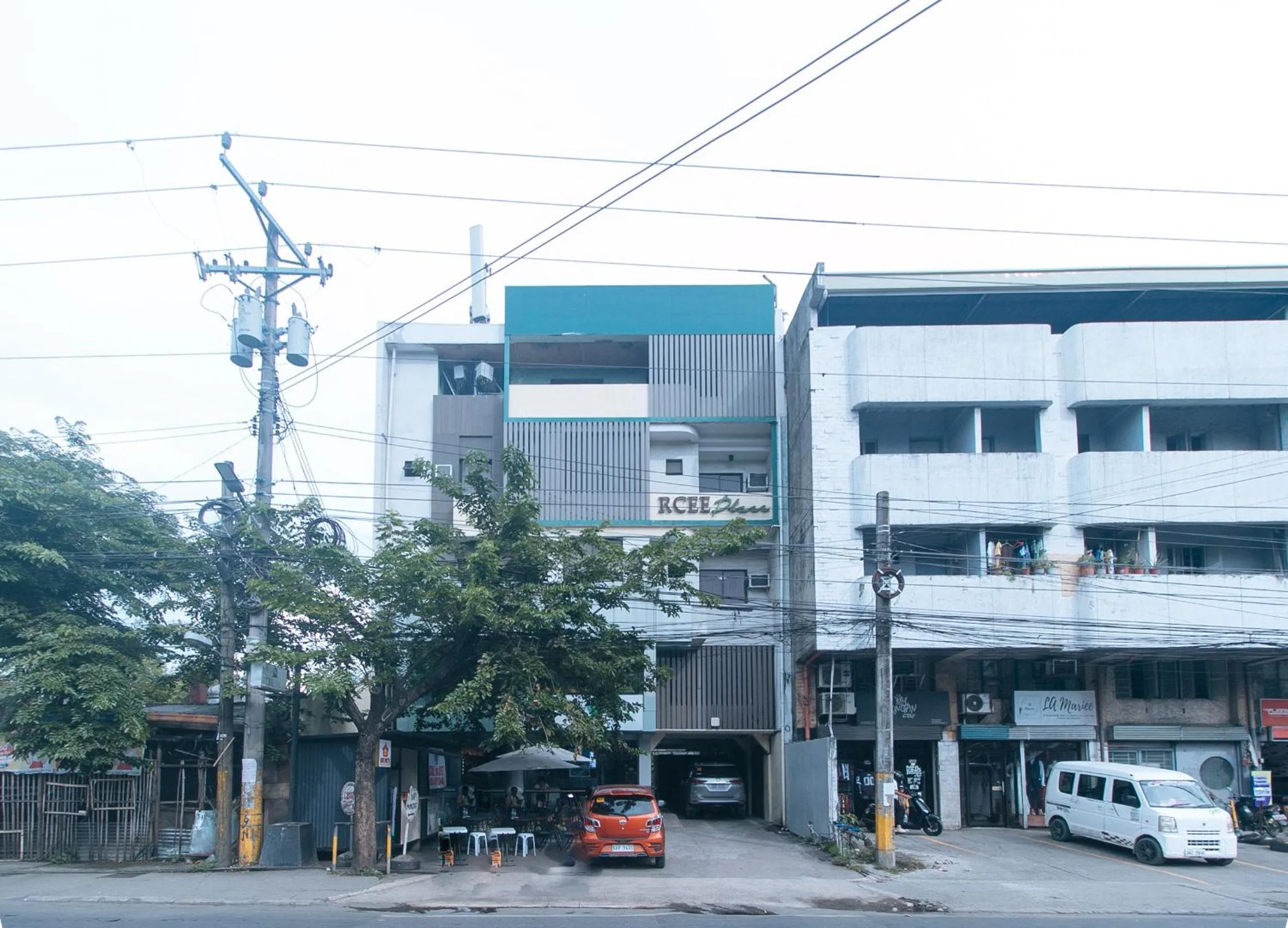 Property building in Rcee Place by RedDoorz