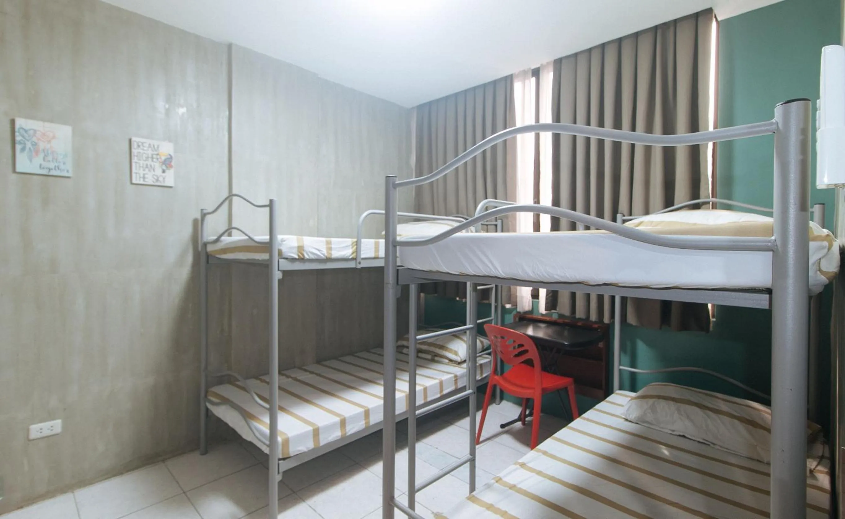 Photo of the whole room, Bed in Rcee Place by RedDoorz