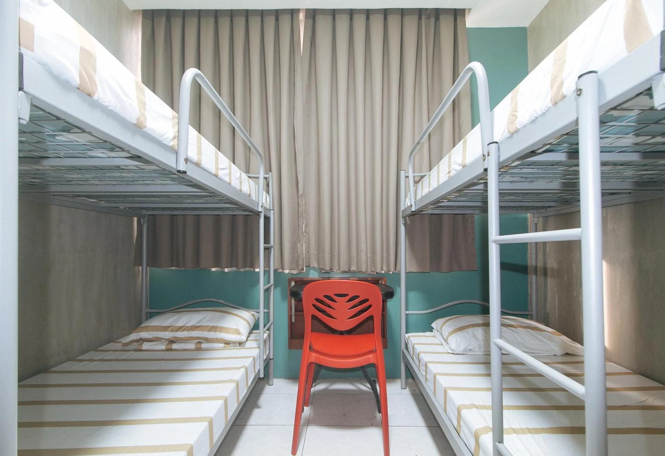 Photo of the whole room, Bed in Rcee Place by RedDoorz