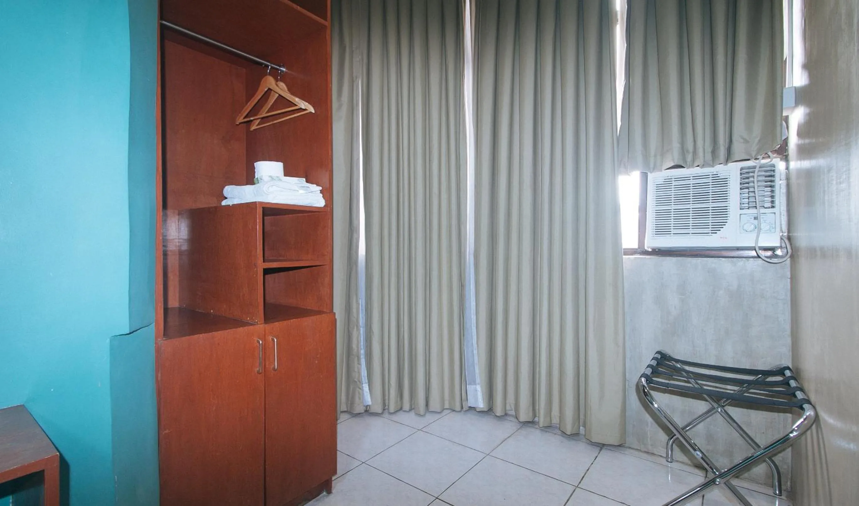 TV and multimedia in Rcee Place by RedDoorz