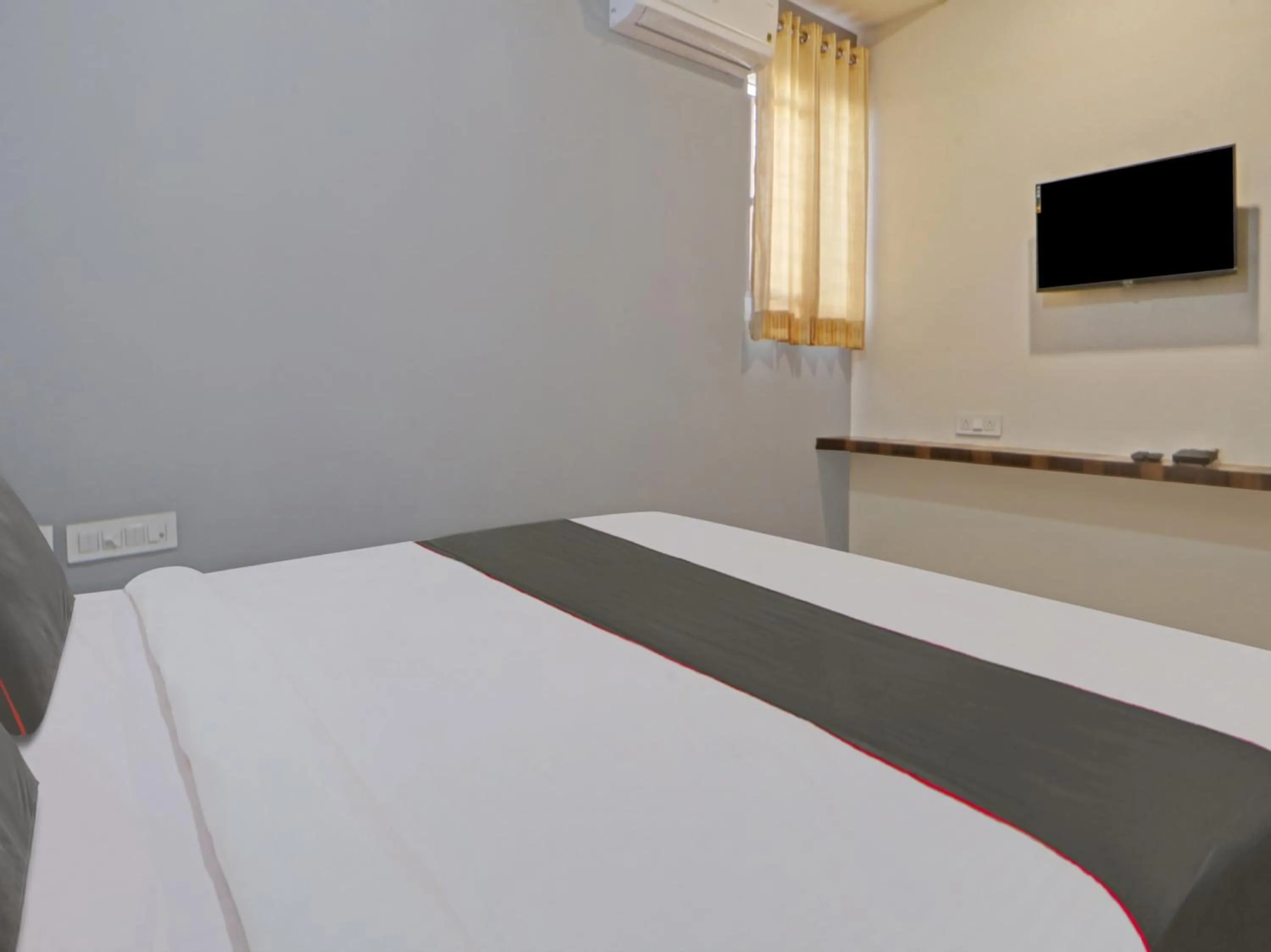 Bedroom, Bed in Hotel O by OYO Dhruvas Residency
