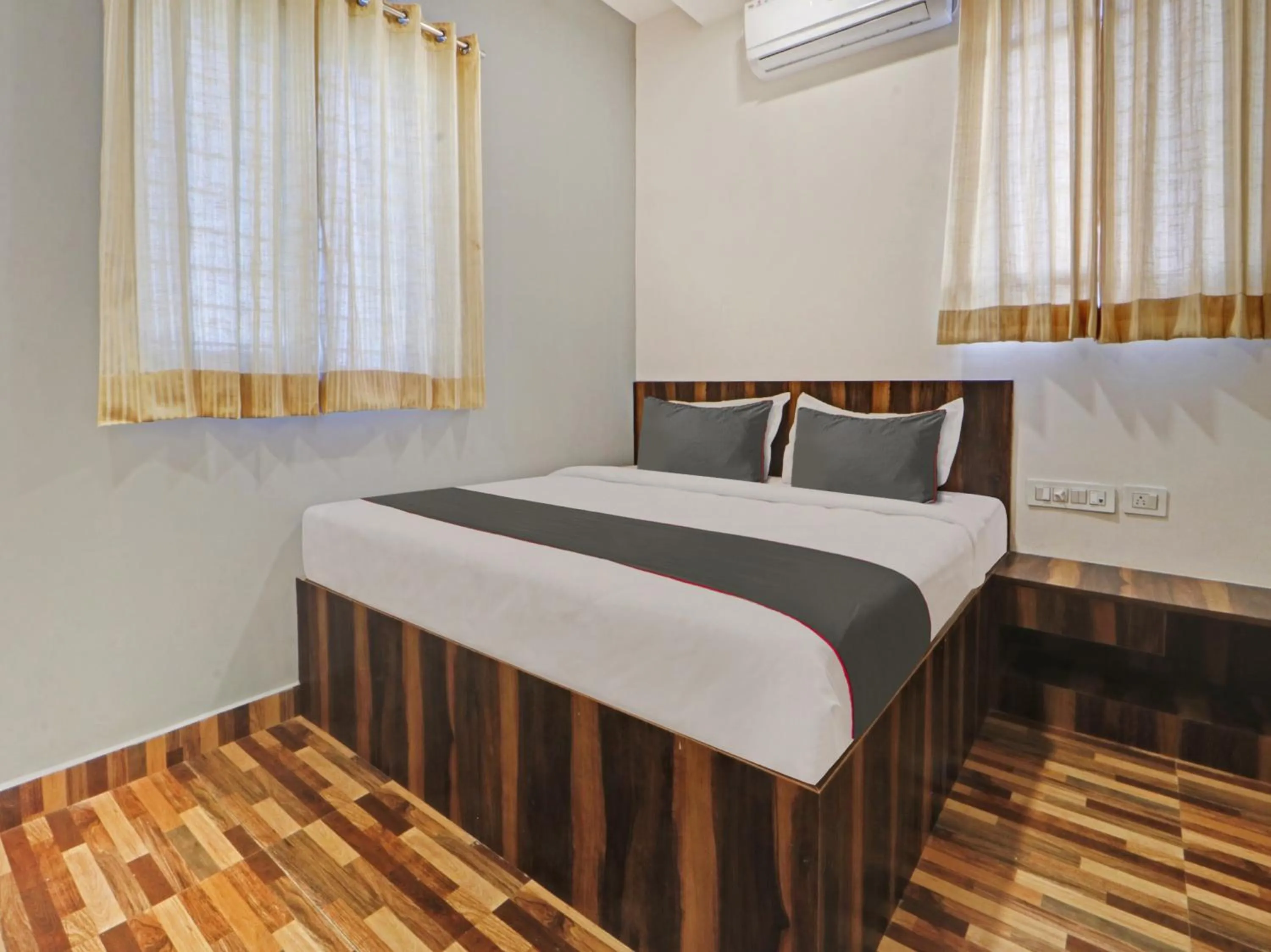Bedroom, Bed in Hotel O by OYO Dhruvas Residency