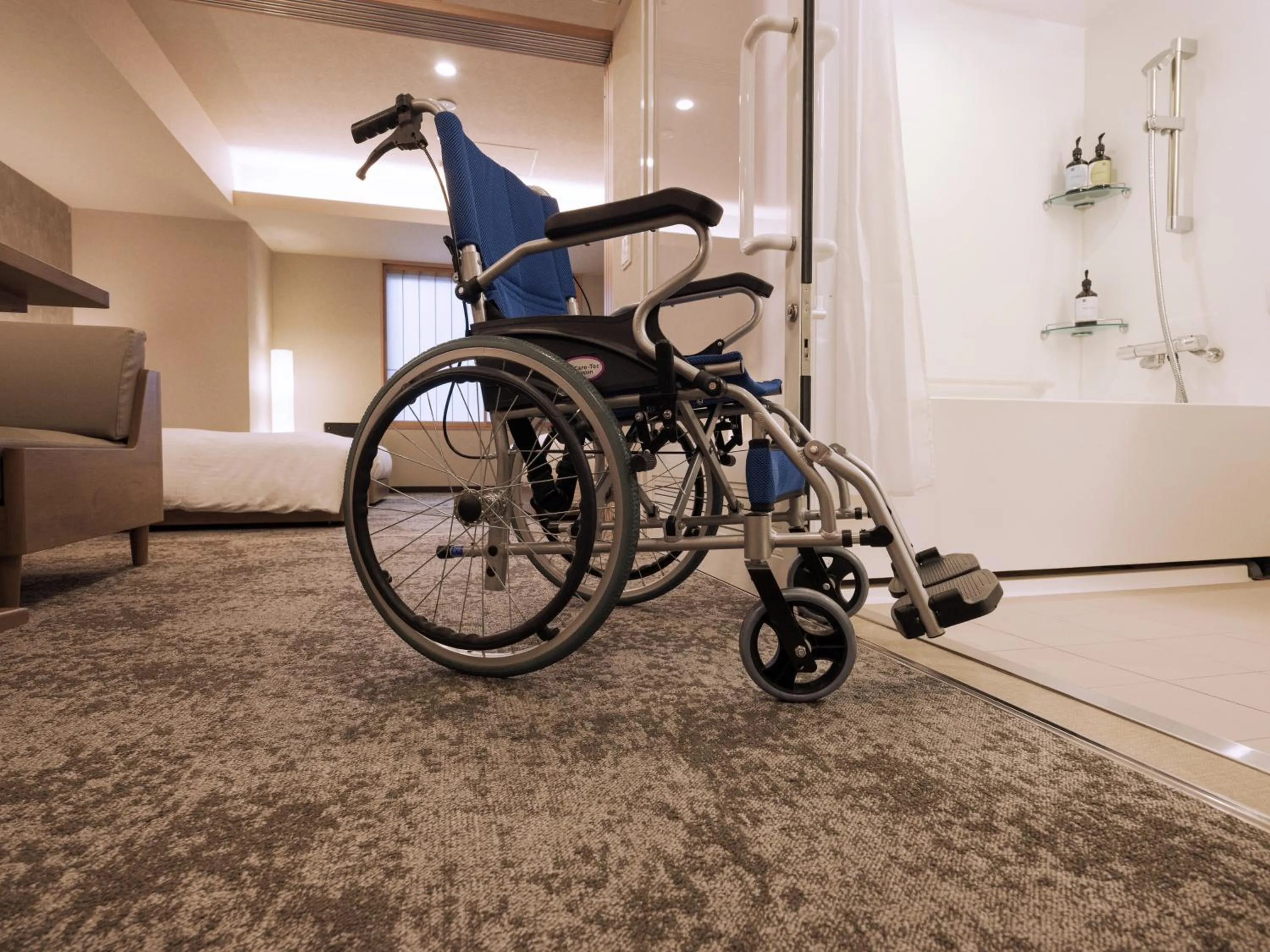 Photo of the whole room in MIMARU Tokyo Ikebukuro