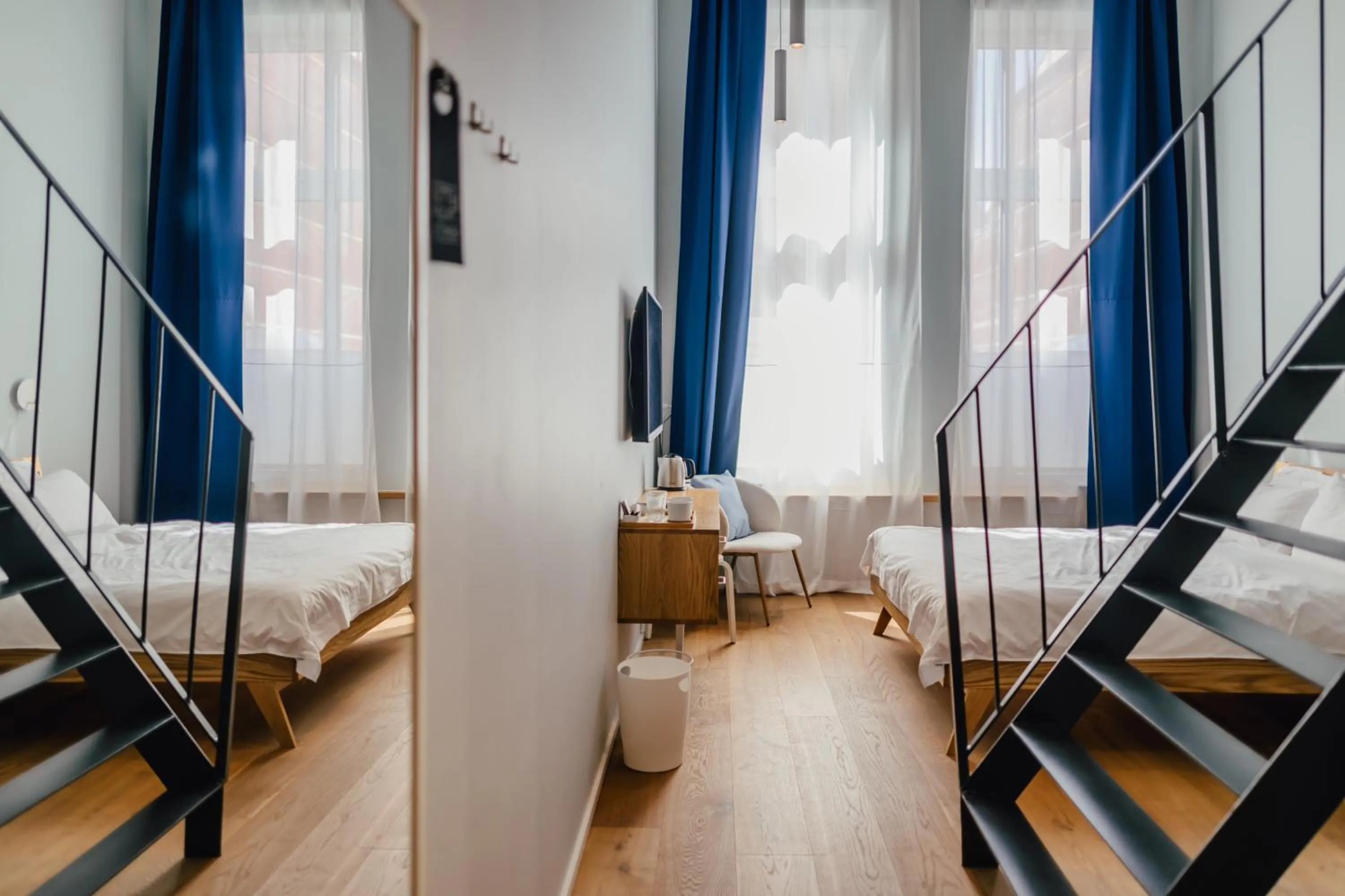 Photo of the whole room, Bed in The Layhead B&B