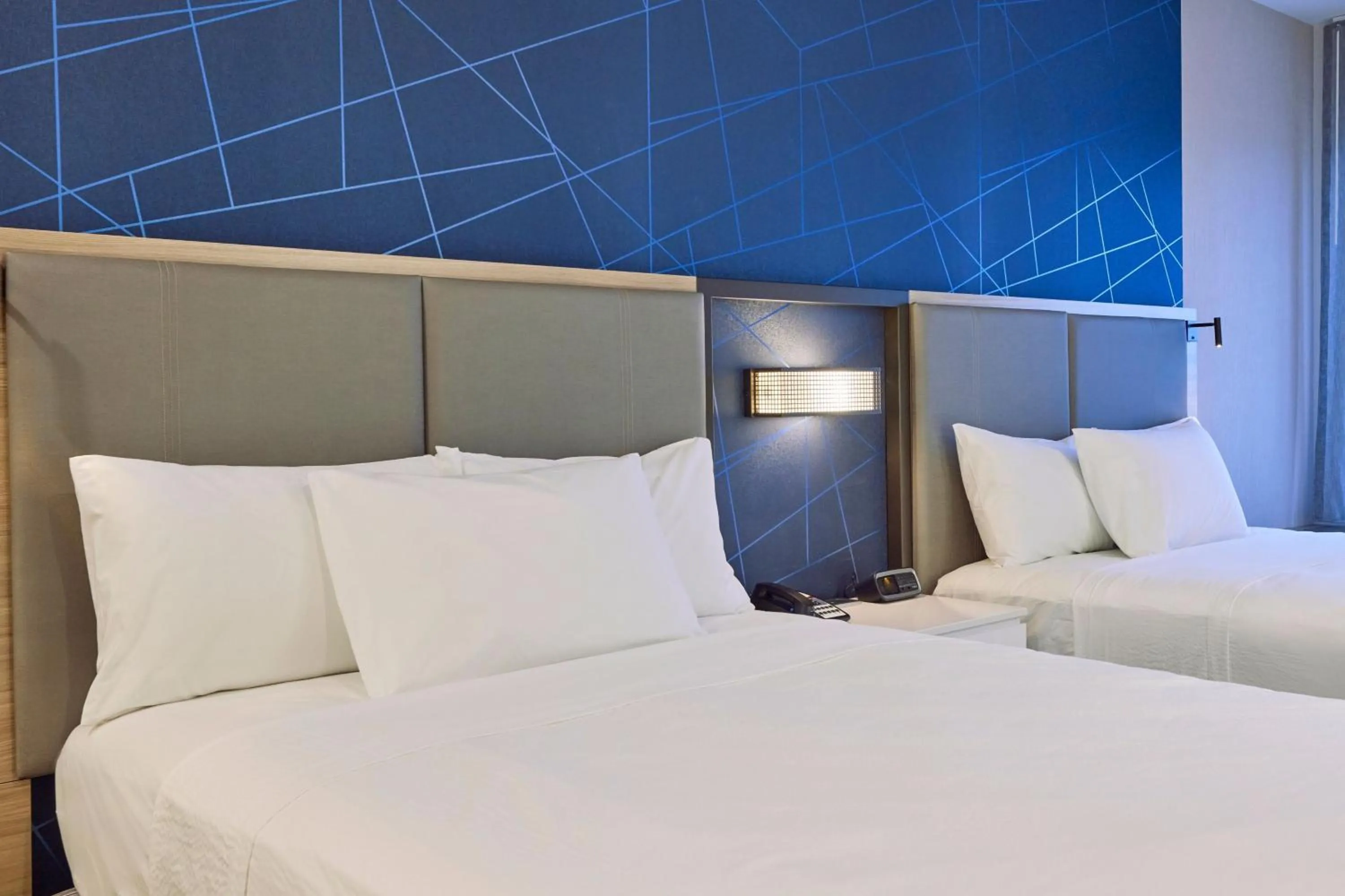 Photo of the whole room, Bed in SpringHill Suites by Marriott Medford Airport