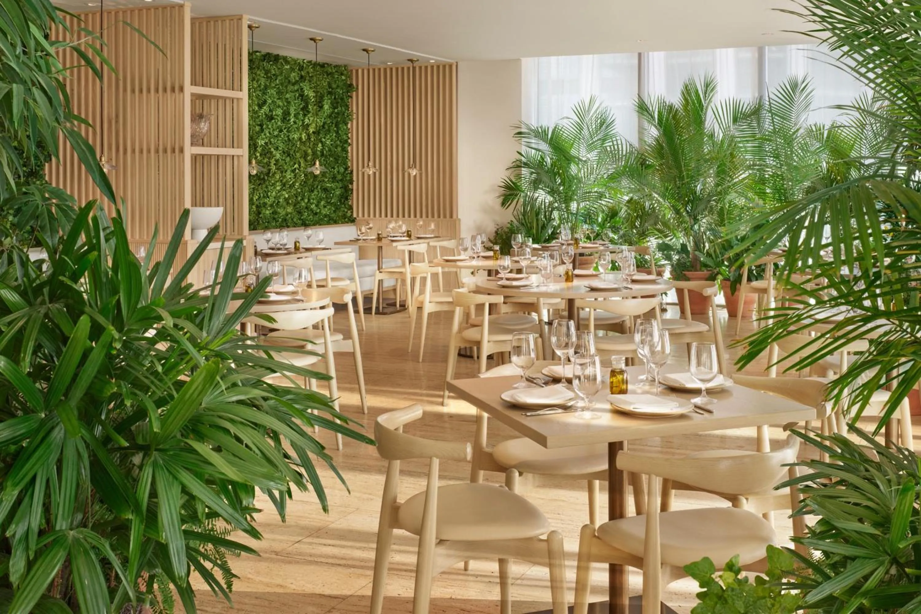 Restaurant/places to eat in The Tampa EDITION