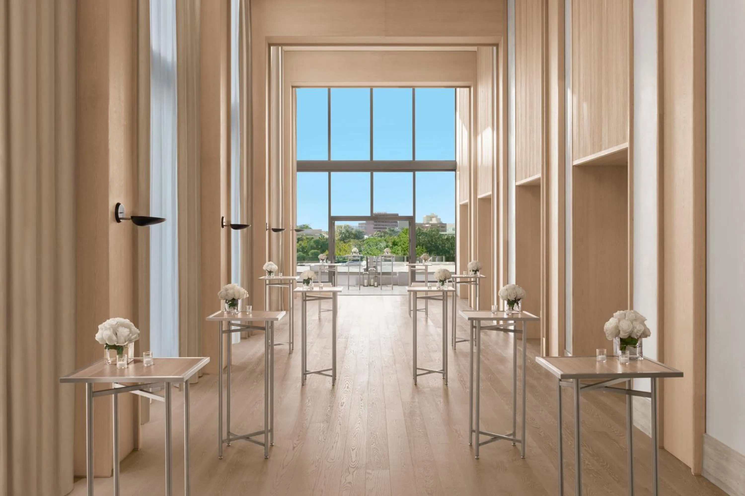 Meeting/conference room in The Tampa EDITION