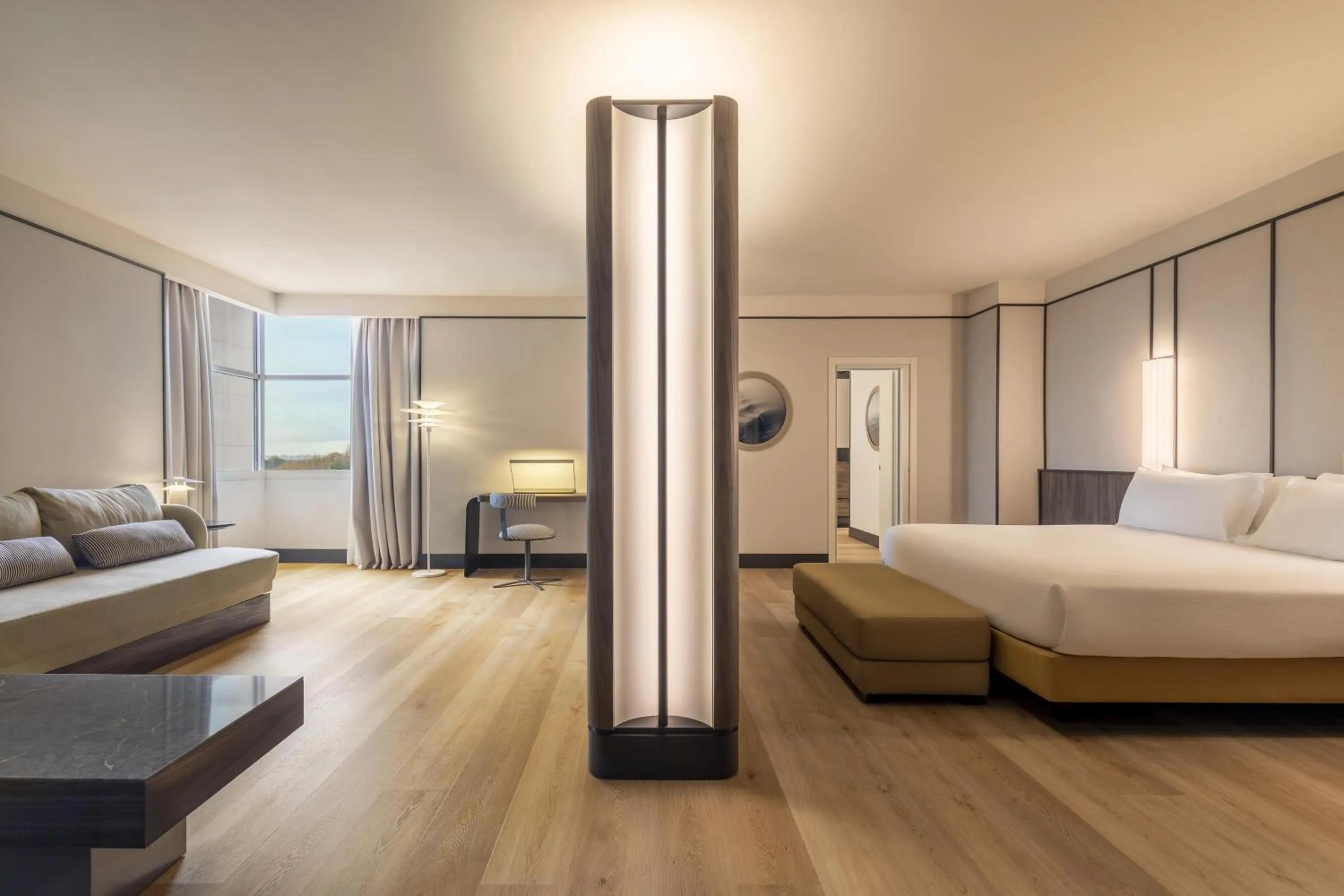 Bed in Hilton Rome Airport