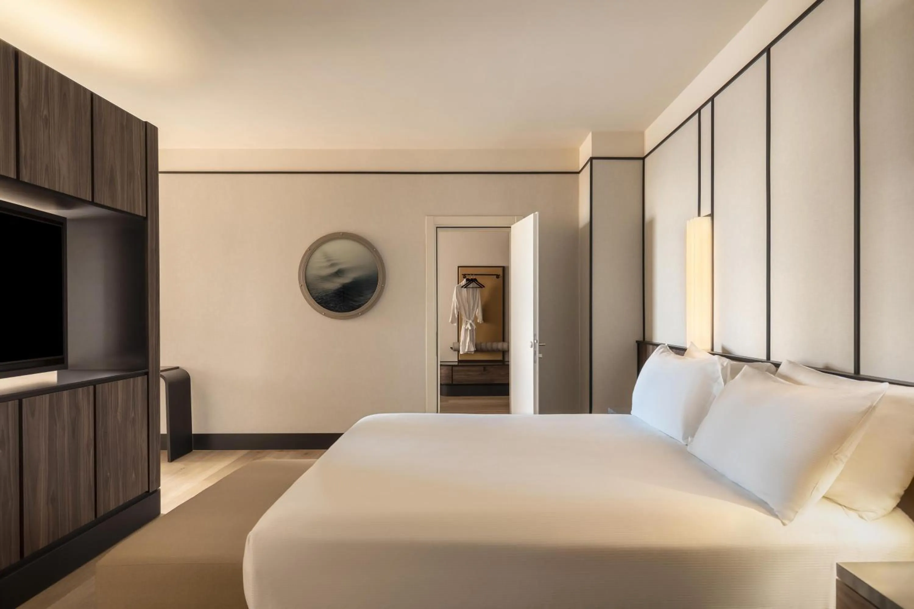 Bed in Hilton Rome Airport