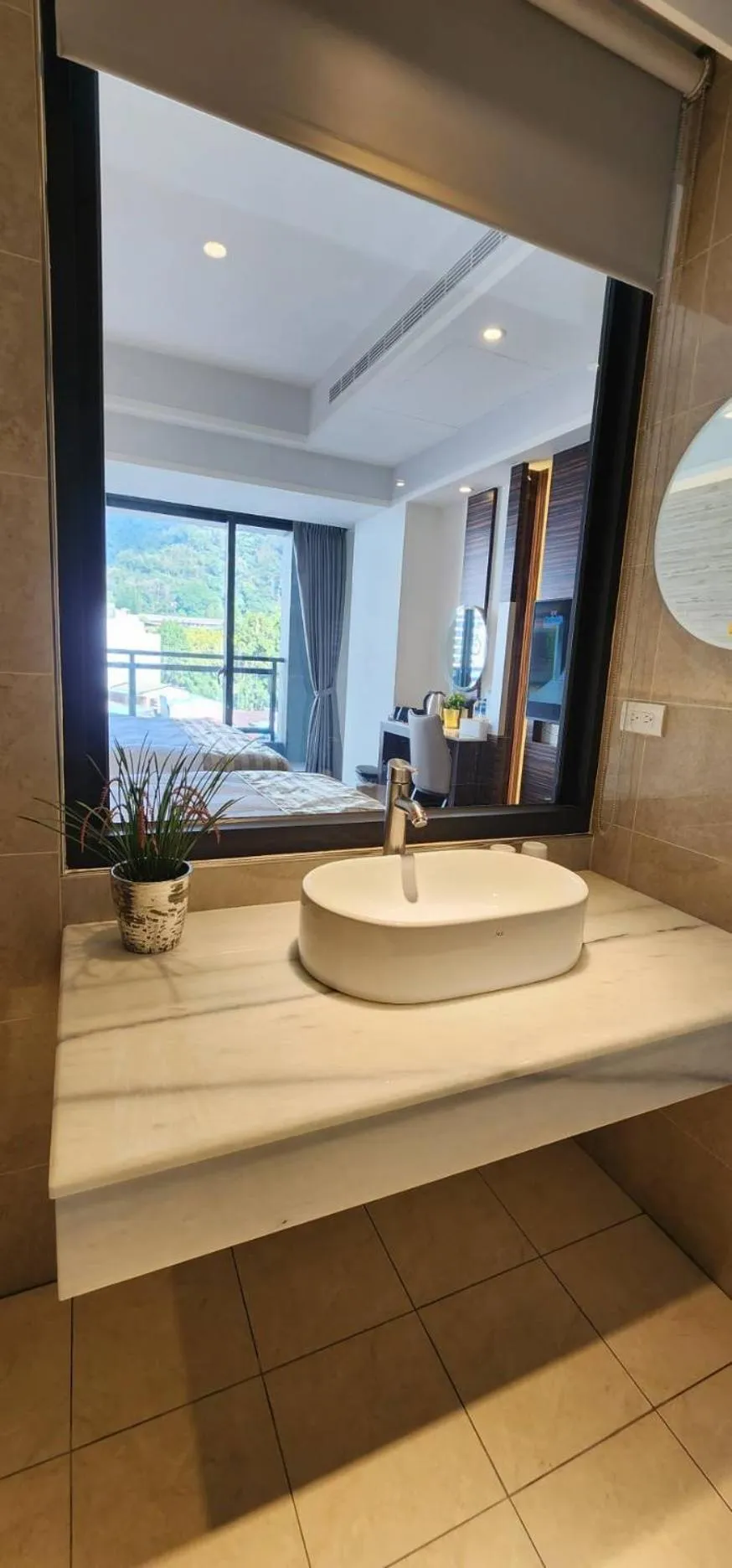 Shuian Lakeside Hotel II