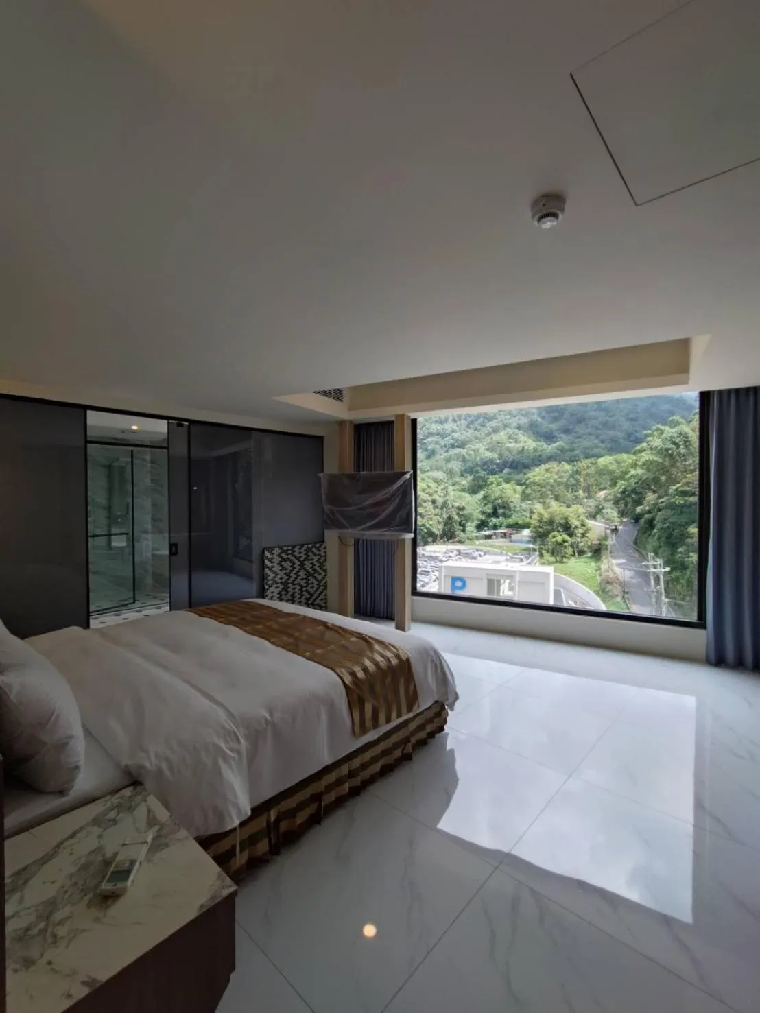 Bed in Shuian Lakeside Hotel II