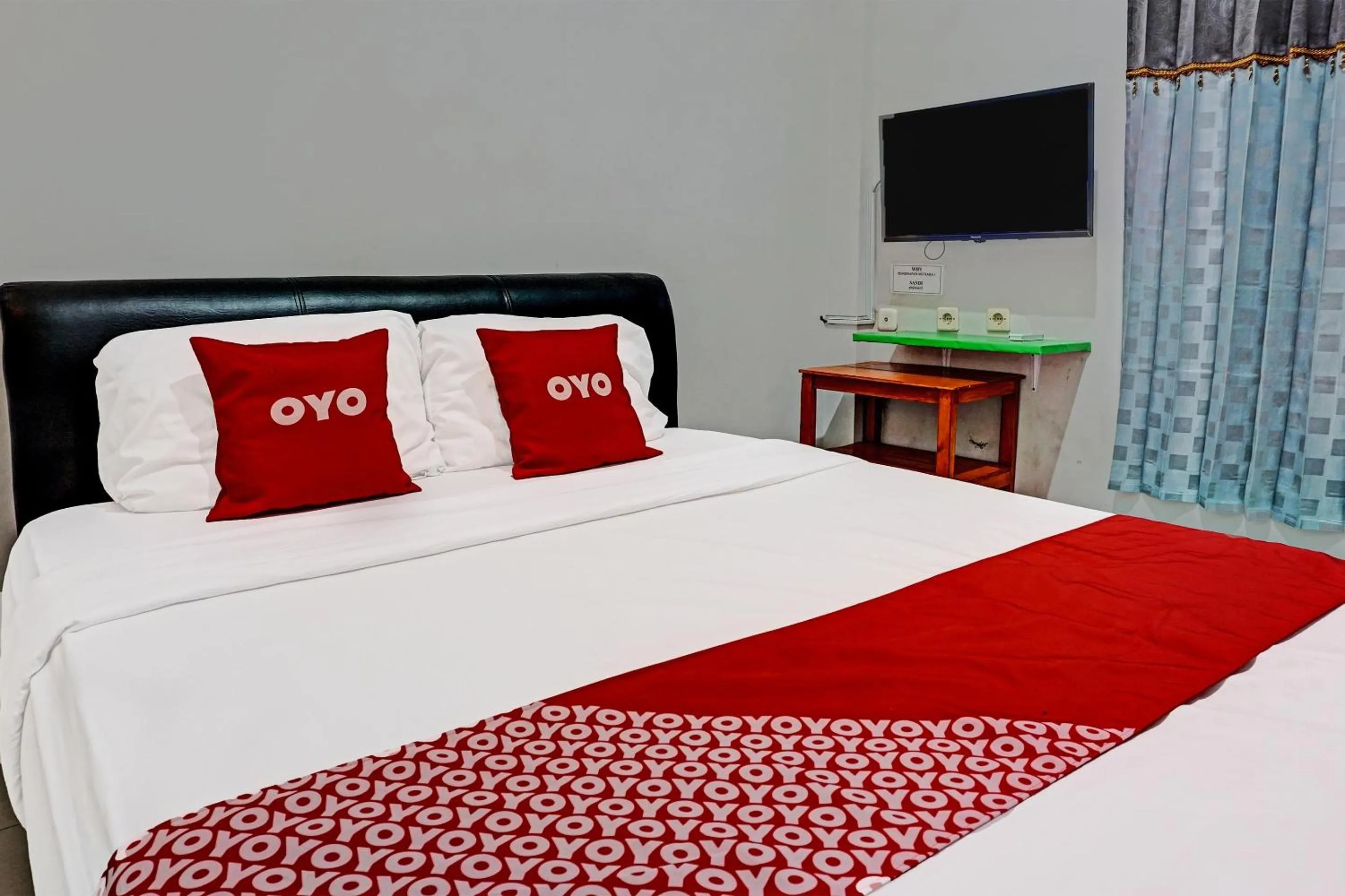 Bedroom, Bed in OYO 91599 Penginapan Mutiara Madiun