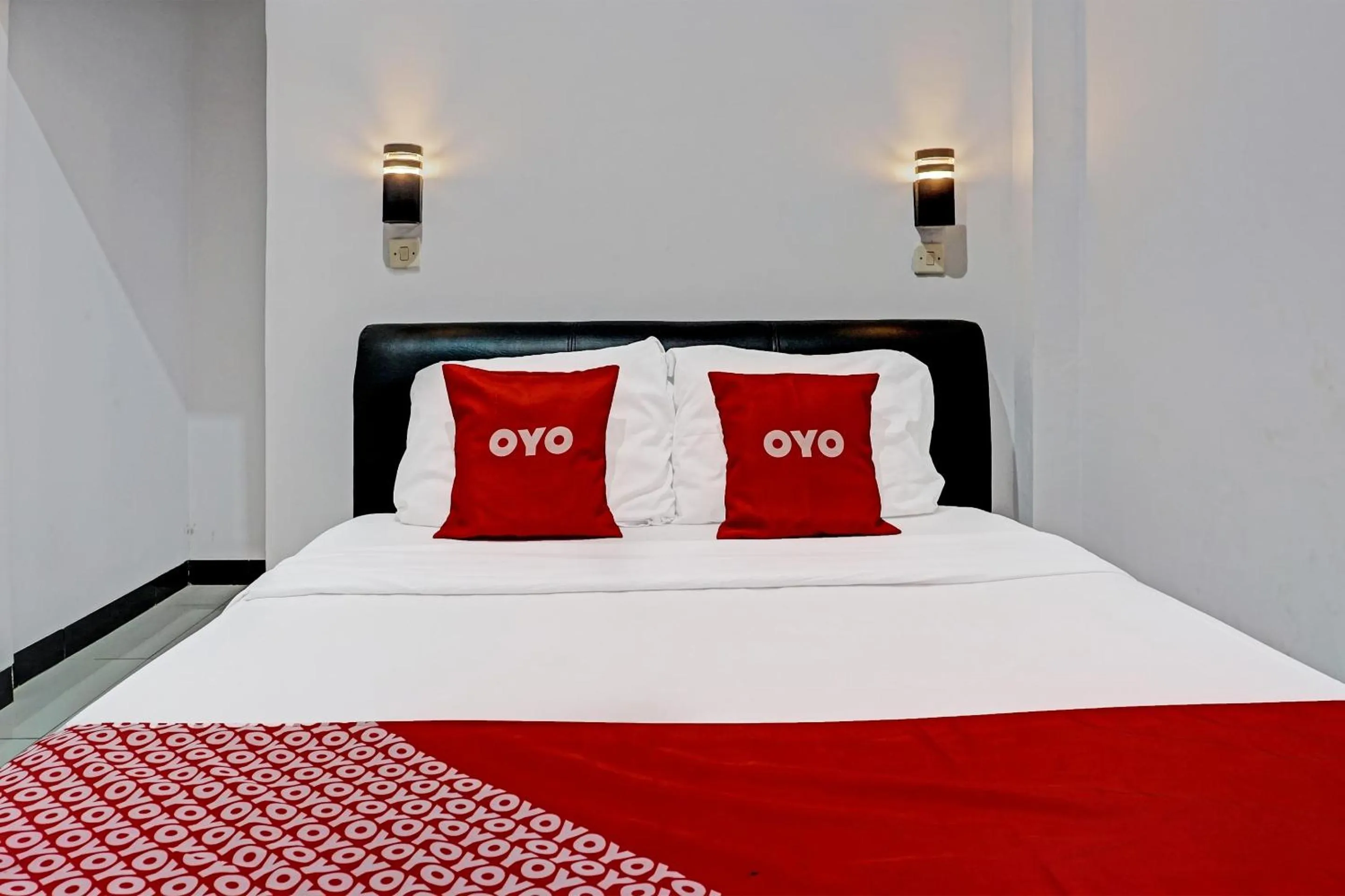 Bedroom, Bed in OYO 91599 Penginapan Mutiara Madiun