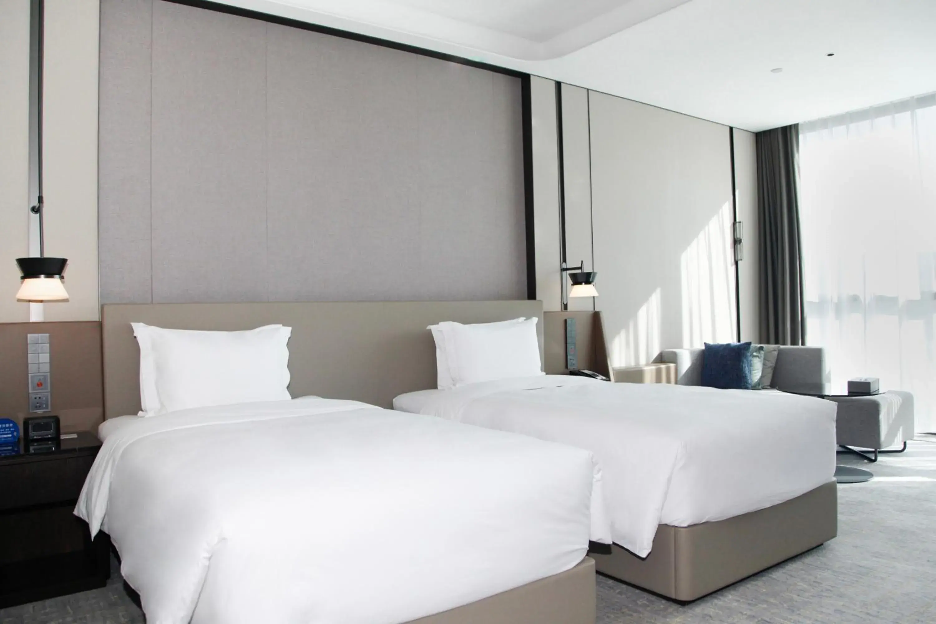 Premium Twin Room - Accessible in Crowne Plaza Zhengzhou High Tech Zone by IHG Premium Twin Room - Accessible in Crowne Plaza Zhengzhou High Tech Zone by IHG