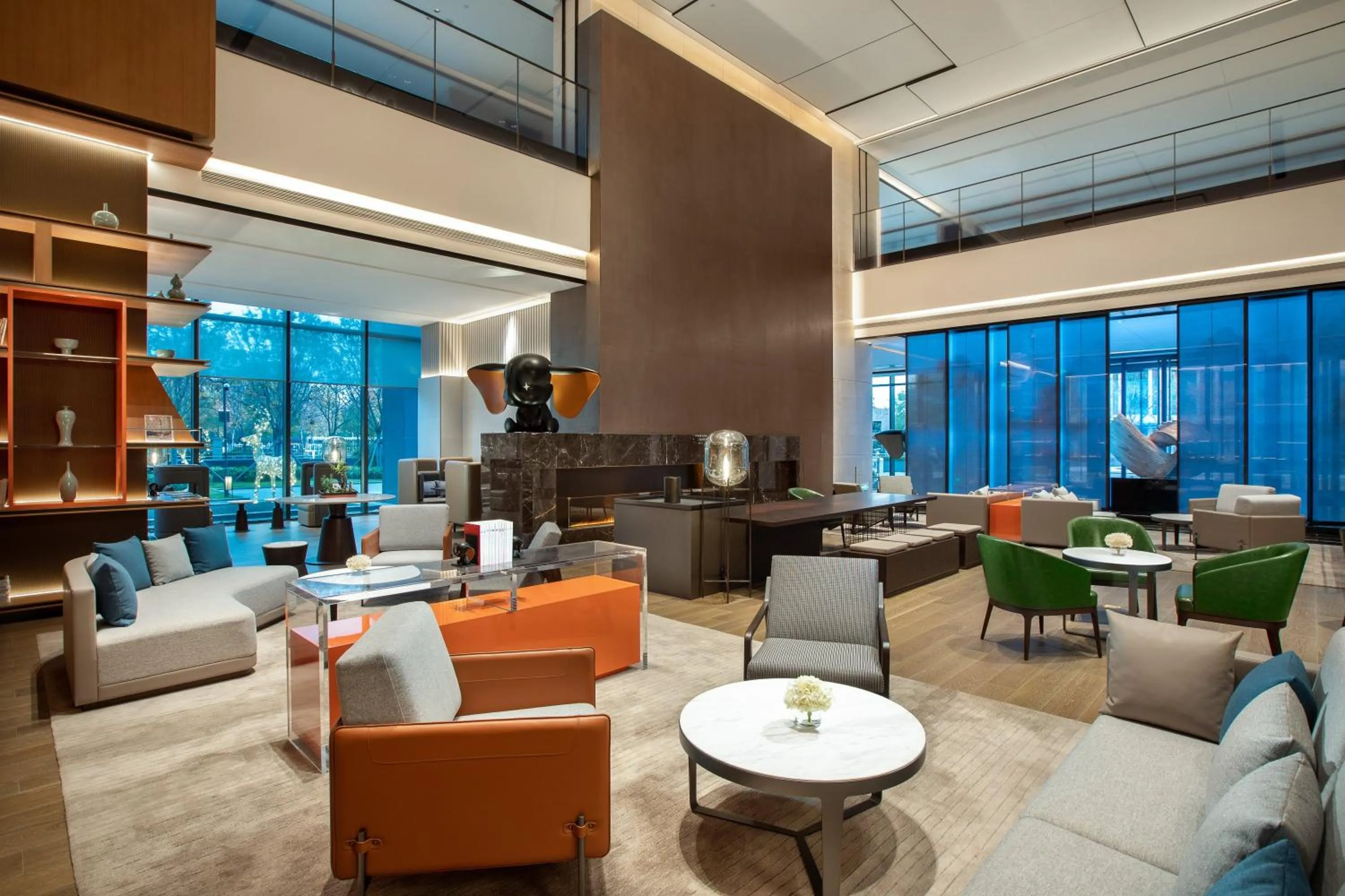 Property building in Crowne Plaza Zhengzhou High Tech Zone by IHG