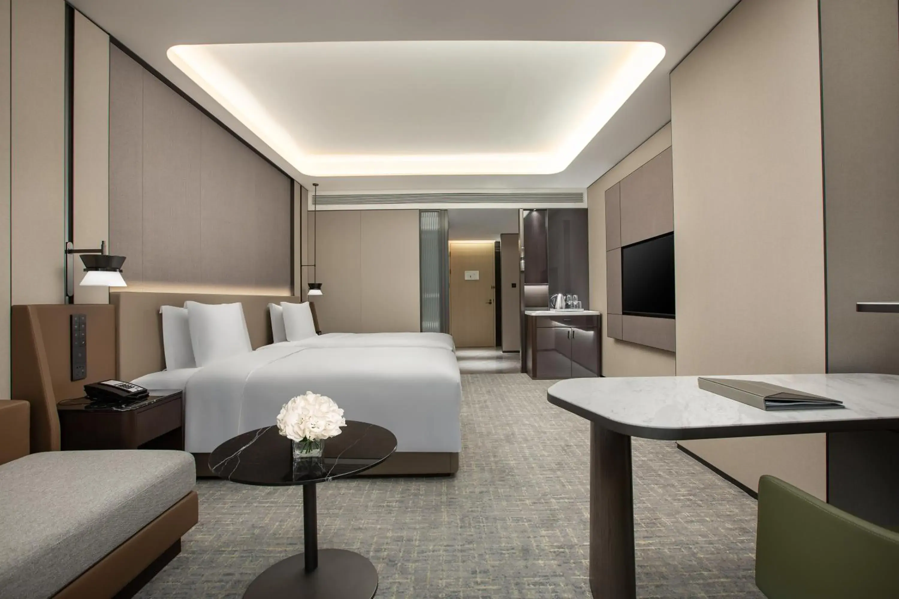 Premium Double Room with Two Double Beds - Lounge Access in Crowne Plaza Zhengzhou High Tech Zone by IHG Premium Double Room with Two Double Beds - Lounge Access in Crowne Plaza Zhengzhou High Tech Zone by IHG