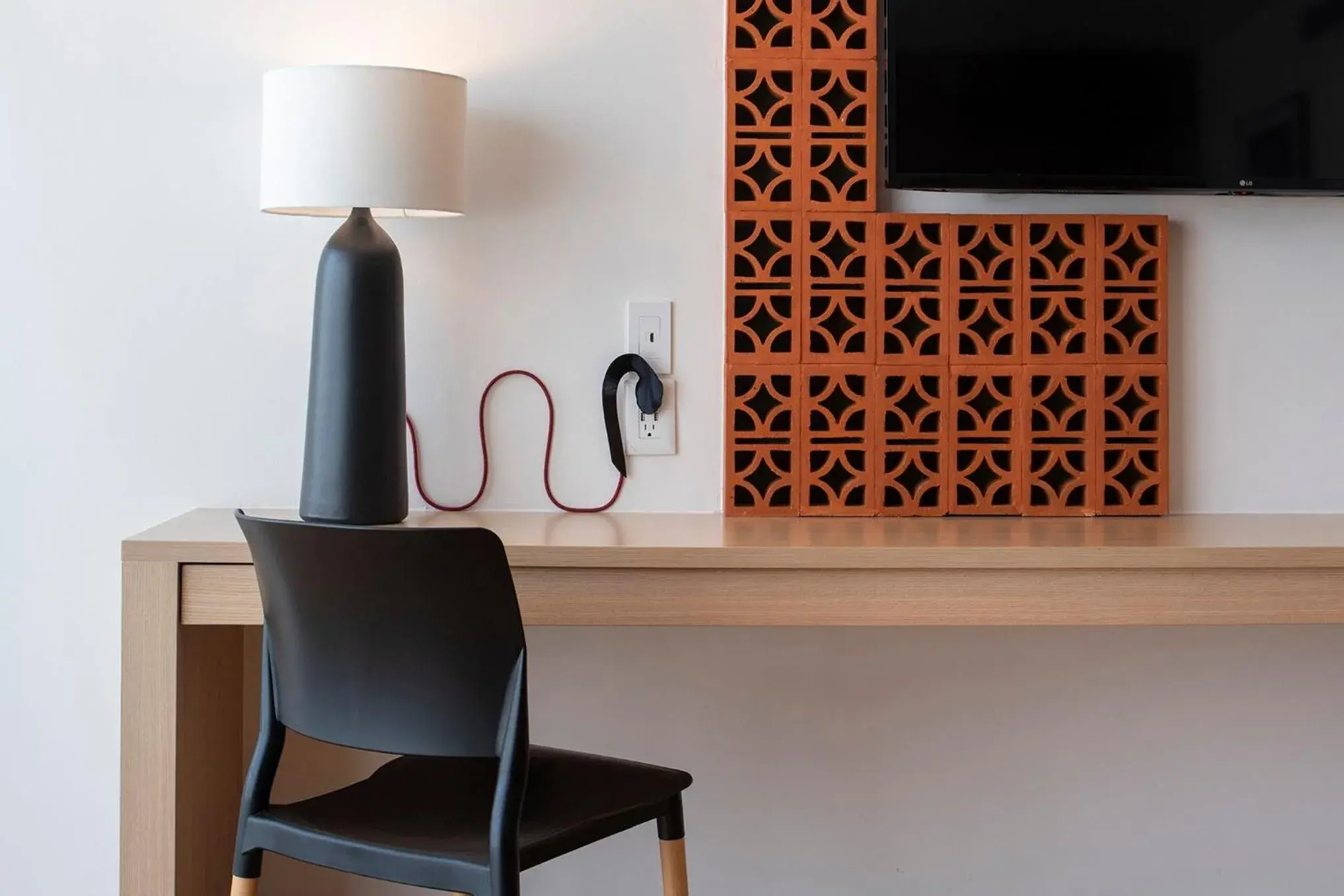 Standard Queen Room with Two Queen Beds - Mid Floor in voco Guadalajara Neruda by IHG Standard Queen Room with Two Queen Beds - Mid Floor in voco Guadalajara Neruda by IHG