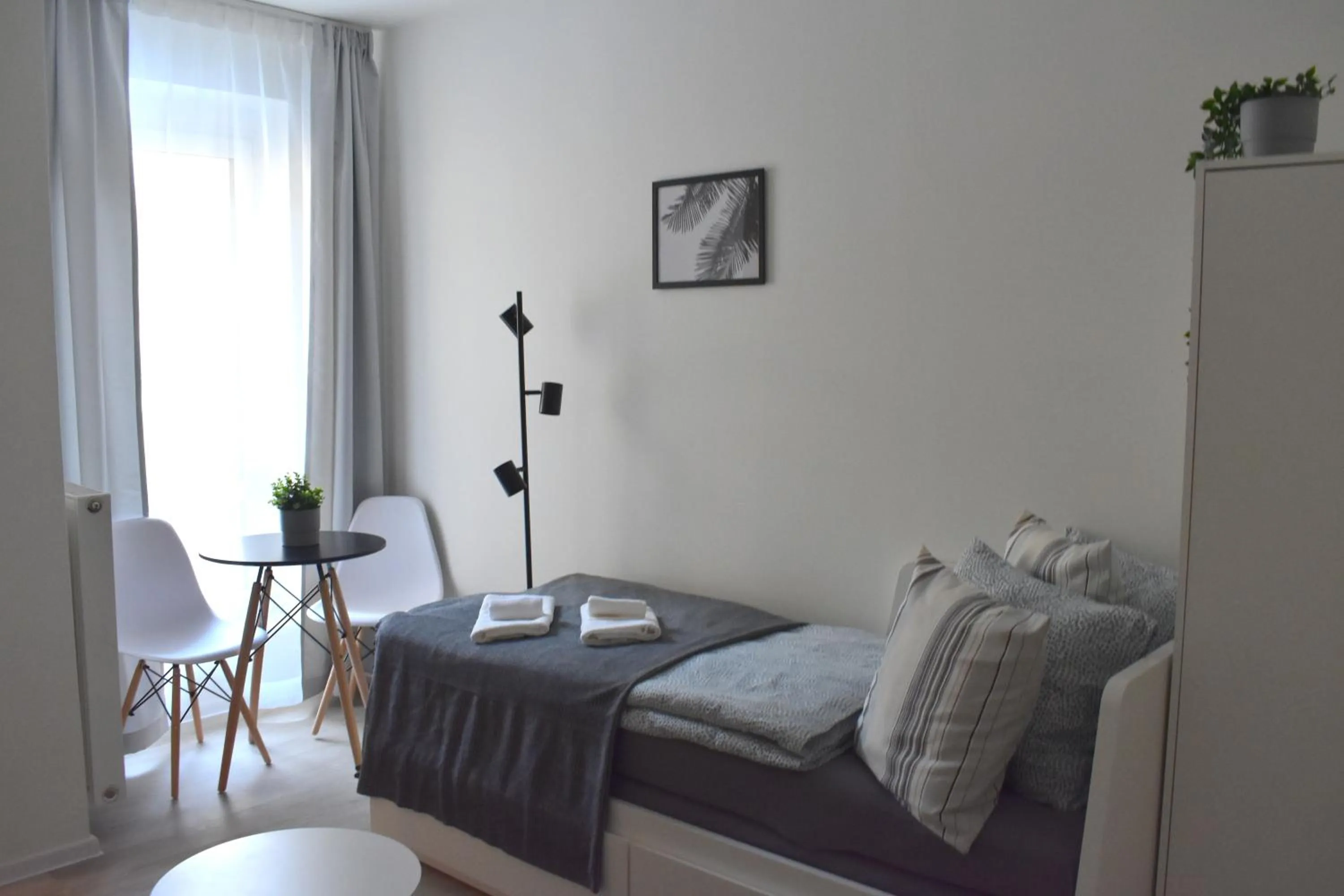 Bed in Seifert Residence