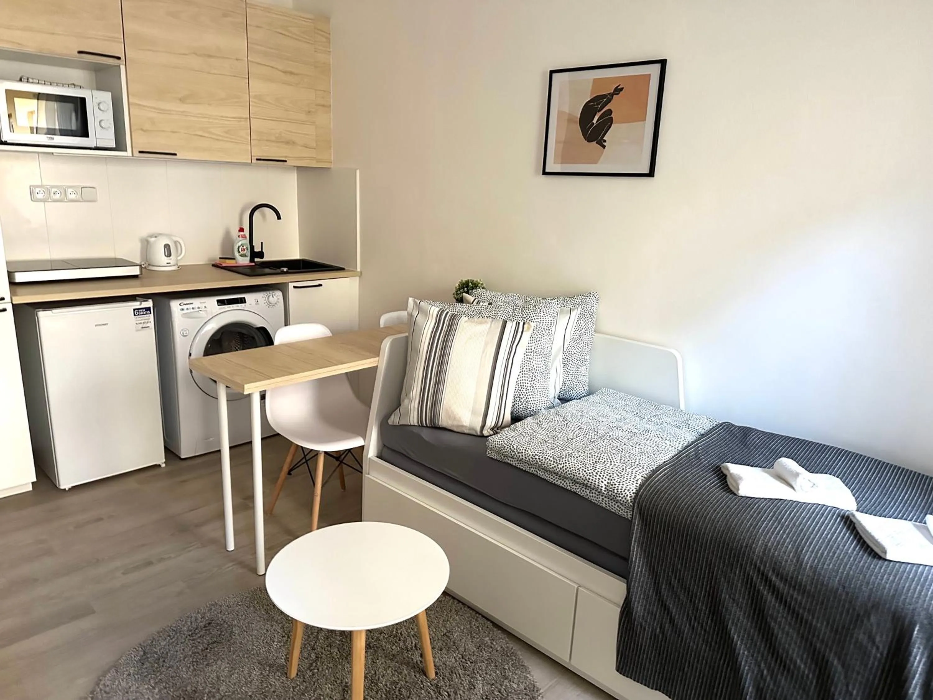 Bed in Seifert Residence