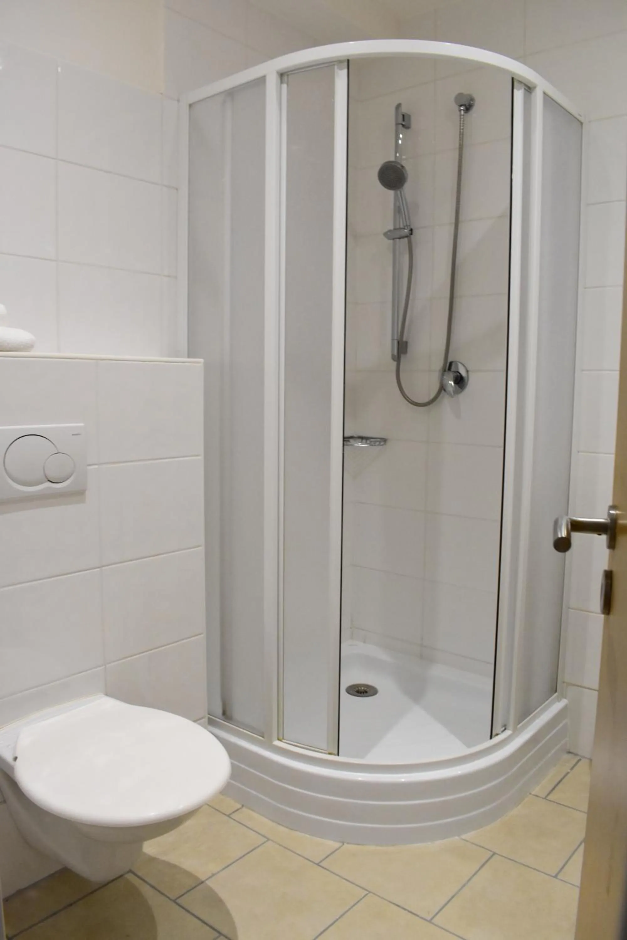 Shower in Seifert Residence