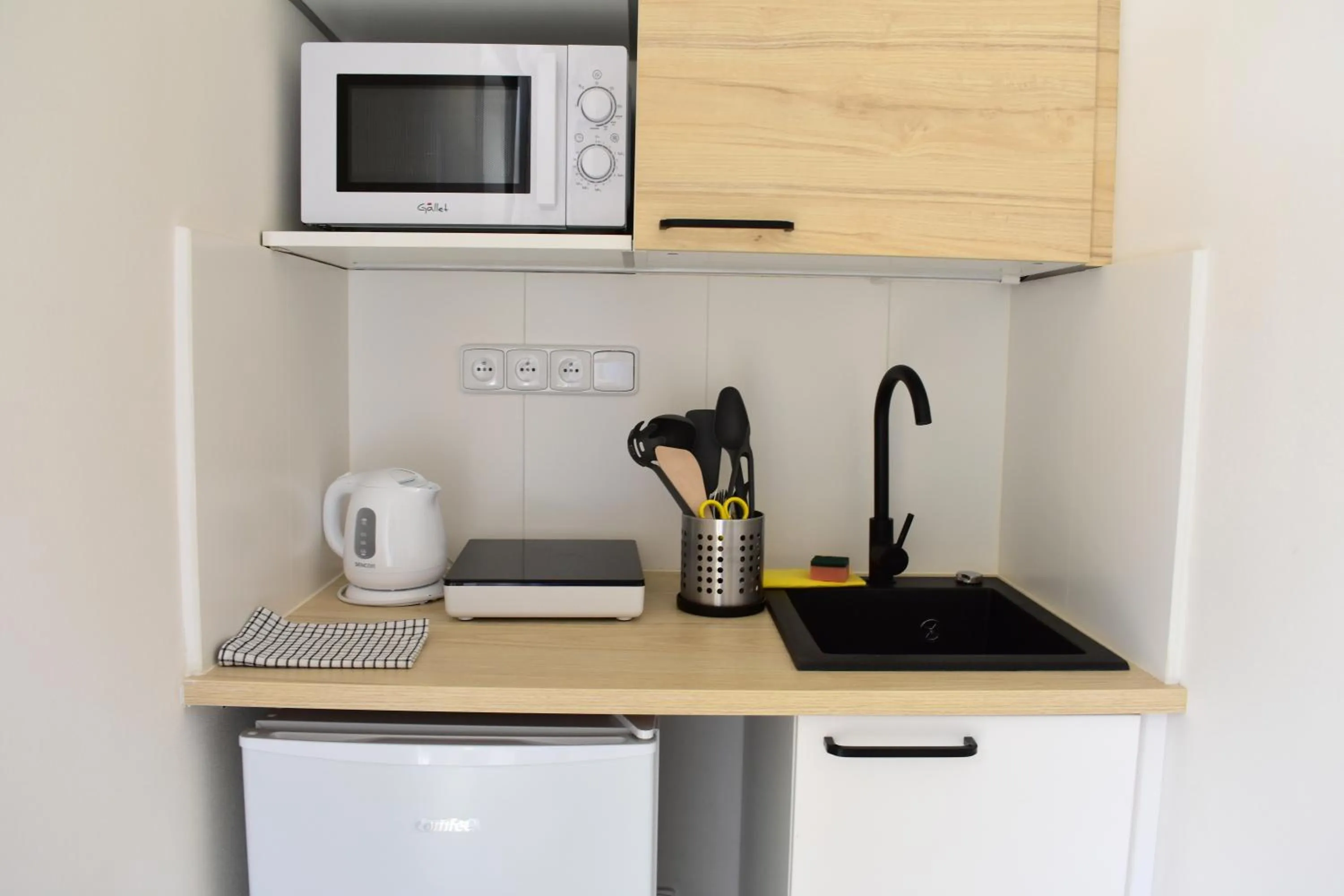 Coffee/tea facilities in Seifert Residence