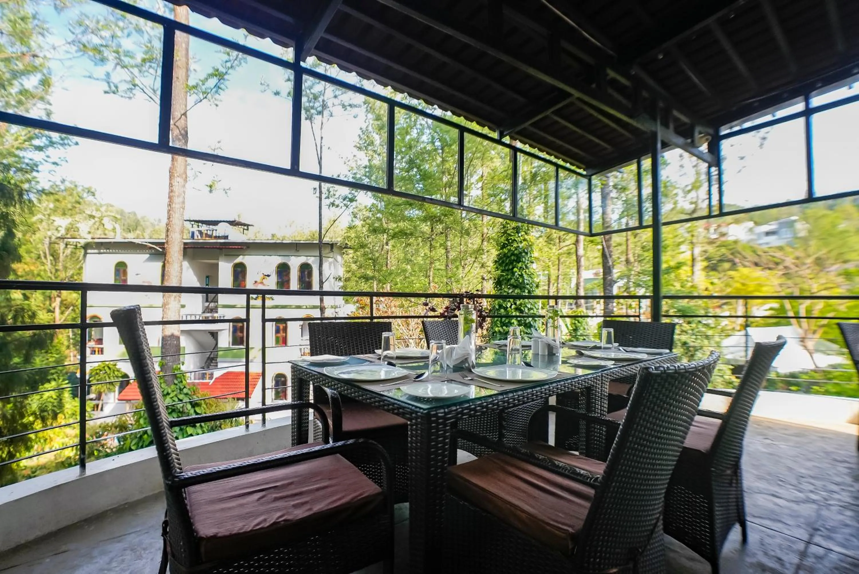 Restaurant/places to eat in WOW Bison Woods Organic Veg Resort - Yercaud