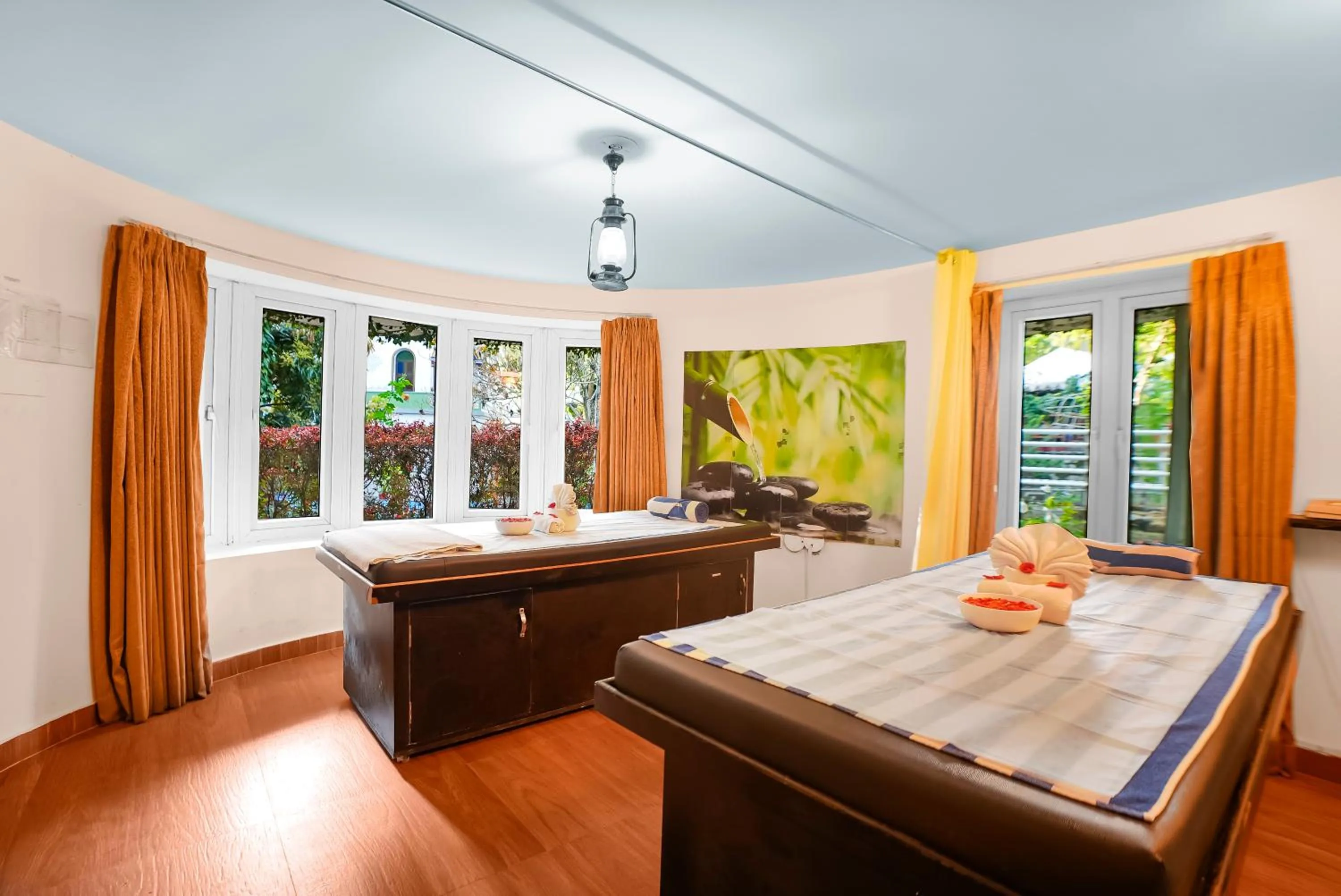 Spa and wellness centre/facilities, Bed in WOW Bison Woods Organic Veg Resort - Yercaud