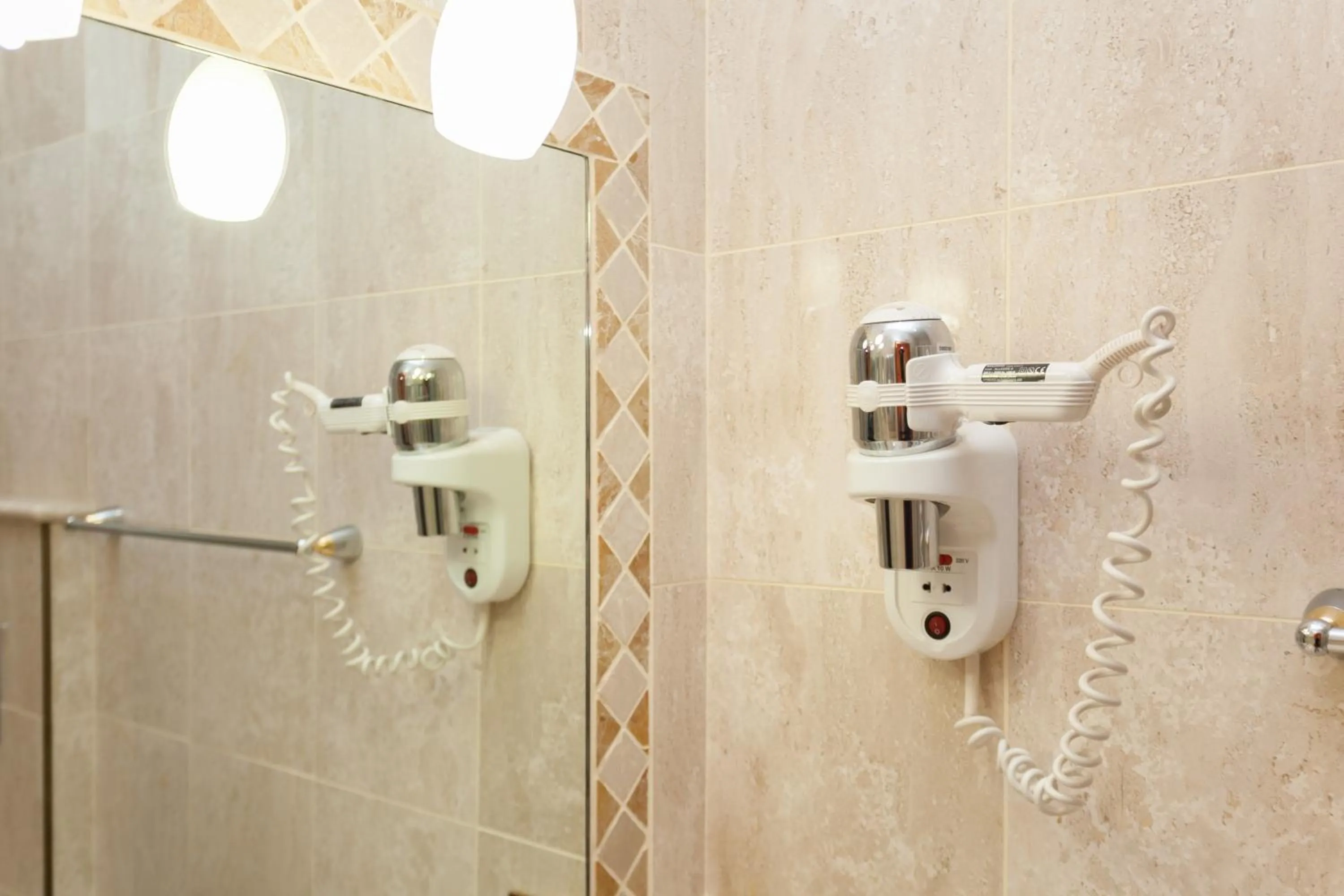 Toilet in Hotel Fiorella Milano