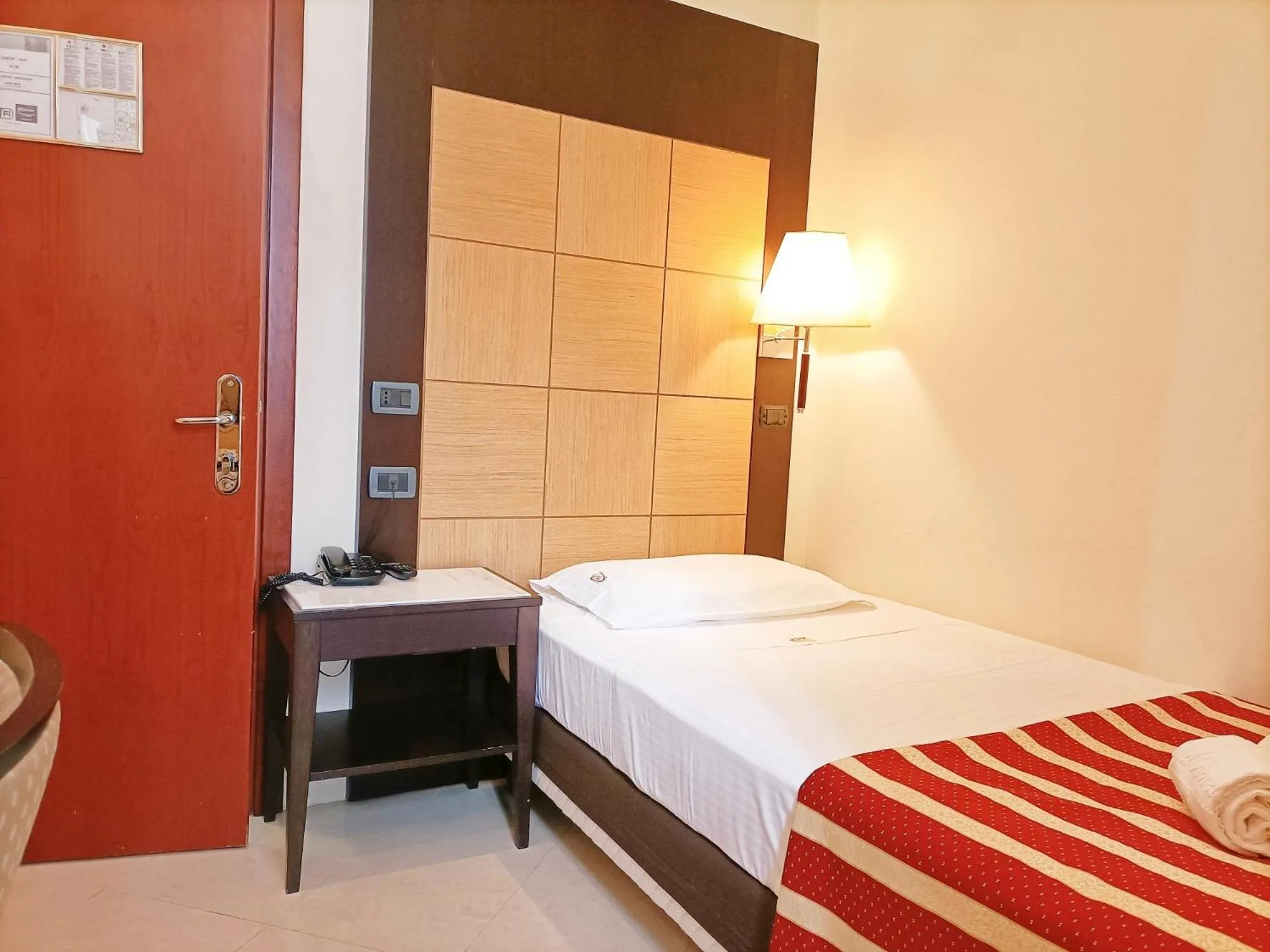 Bedroom, Bed in Hotel Fiorella Milano