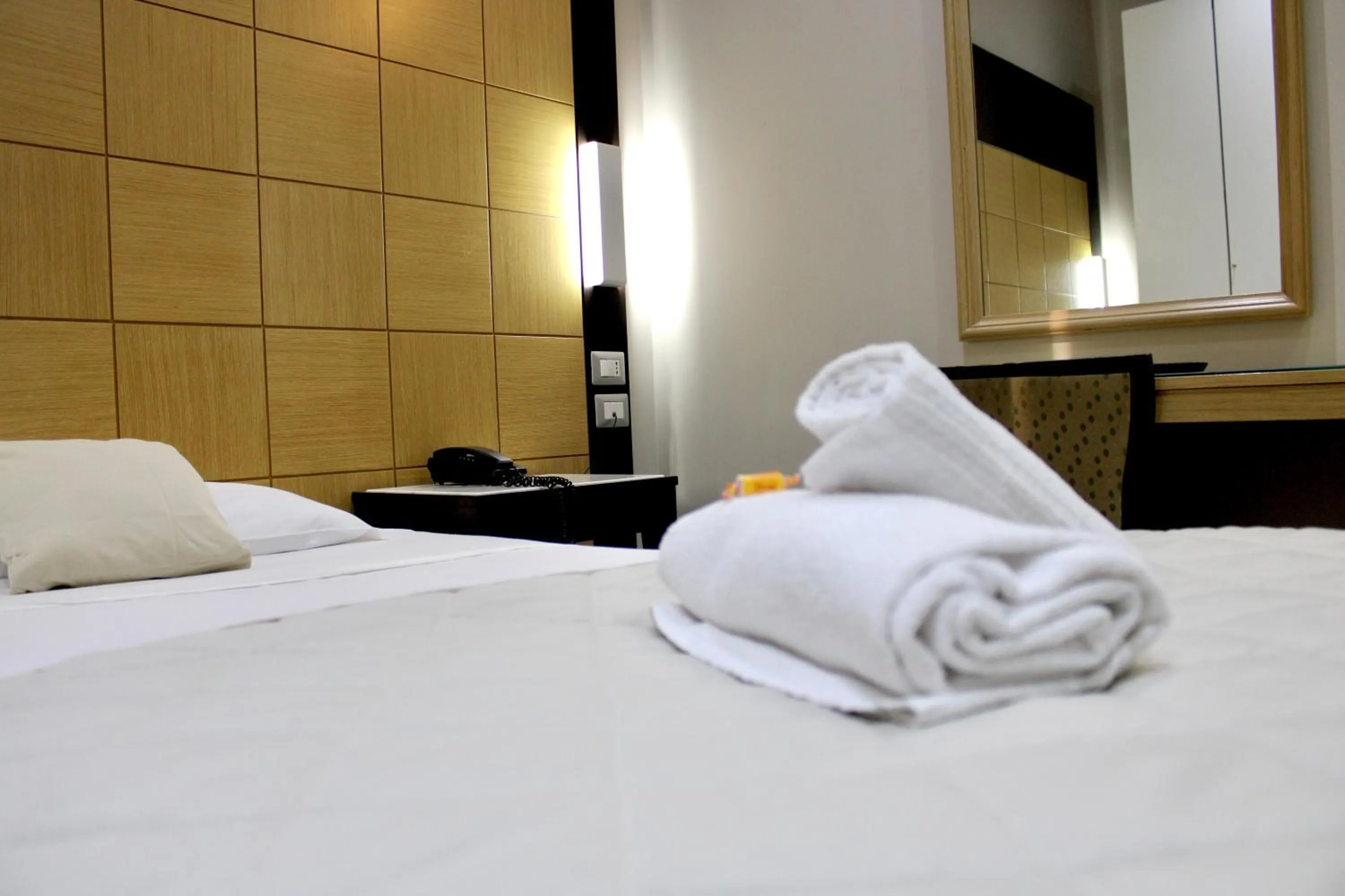 Bedroom, Bed in Hotel Fiorella Milano