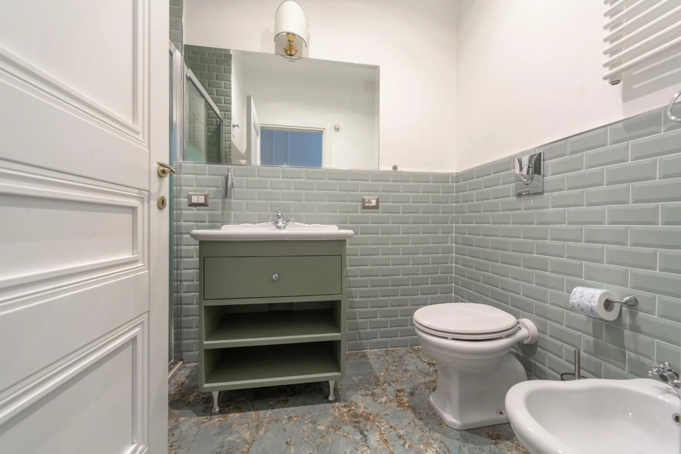 Bathroom in Duomo Smart Suites