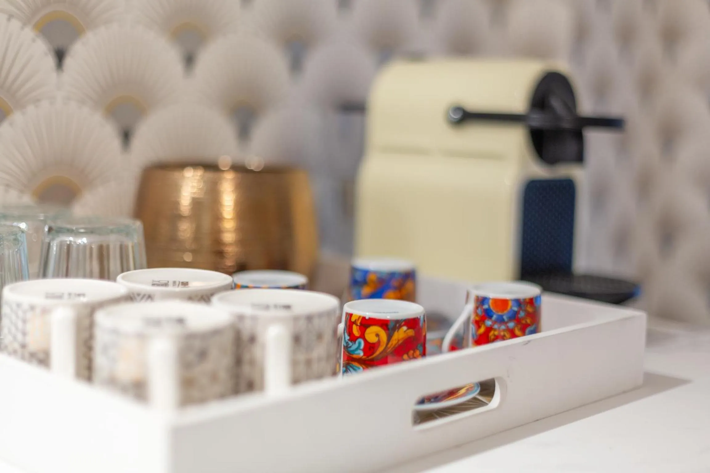 Coffee/tea facilities in Duomo Smart Suites