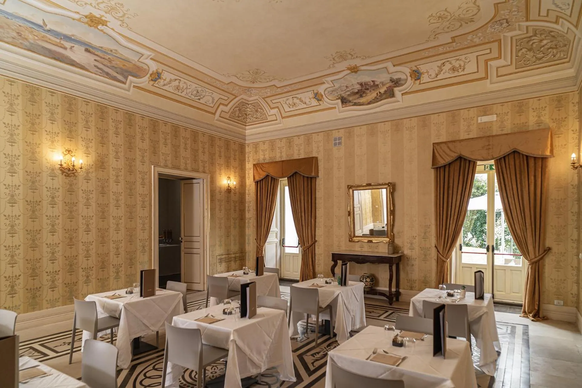 Meeting/conference room in Villa Del Lauro