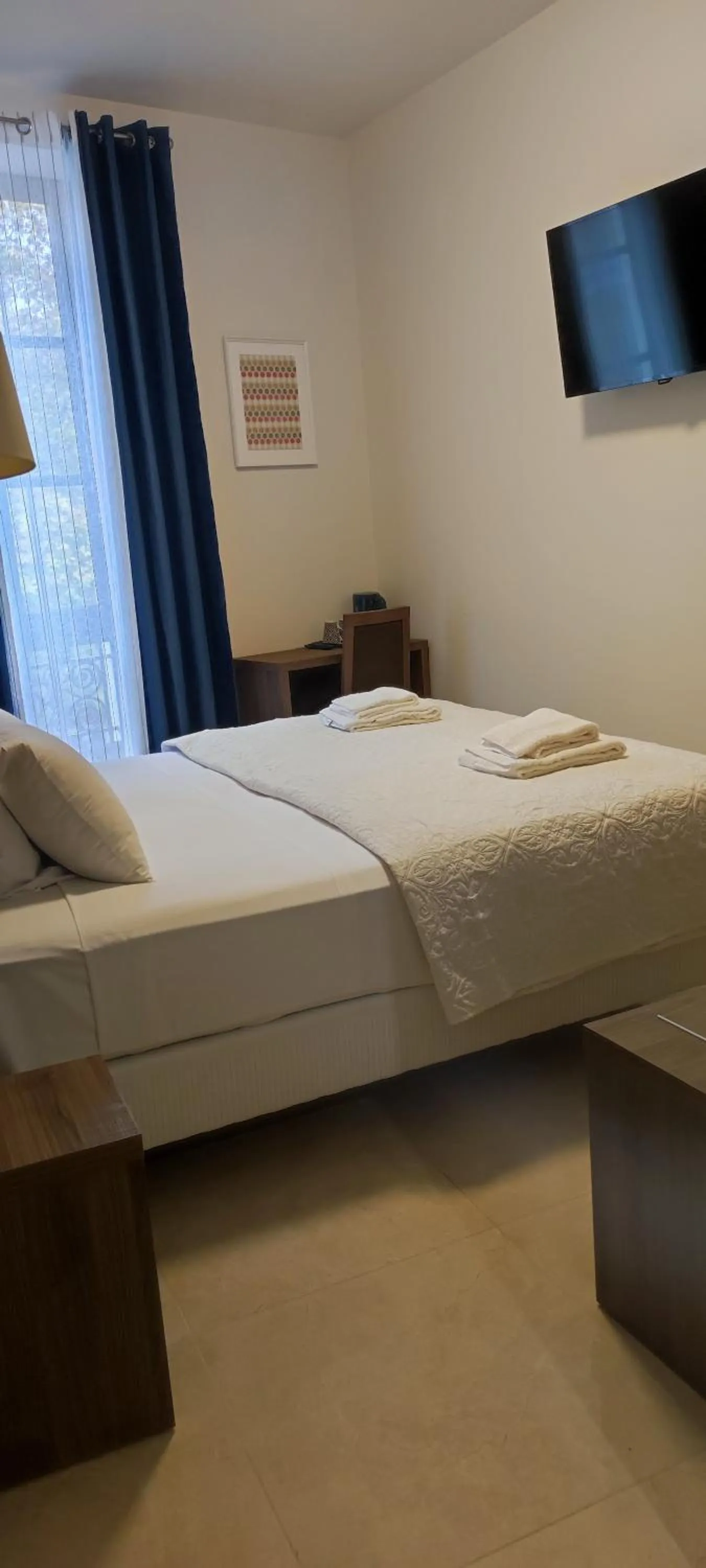 Photo of the whole room, Bed in SQUARE HOTEL