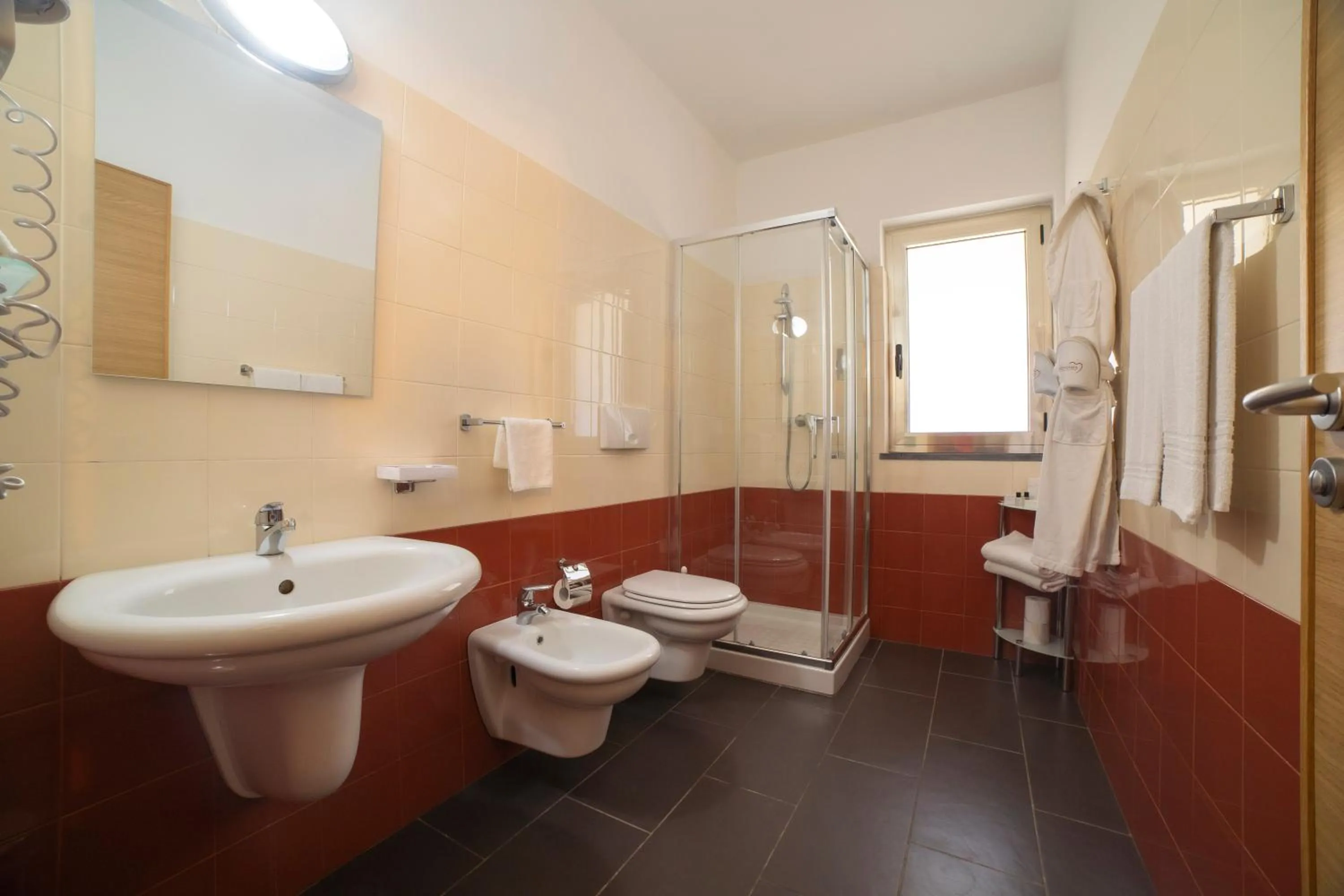 Bathroom in VOI Baia di Tindari Resort