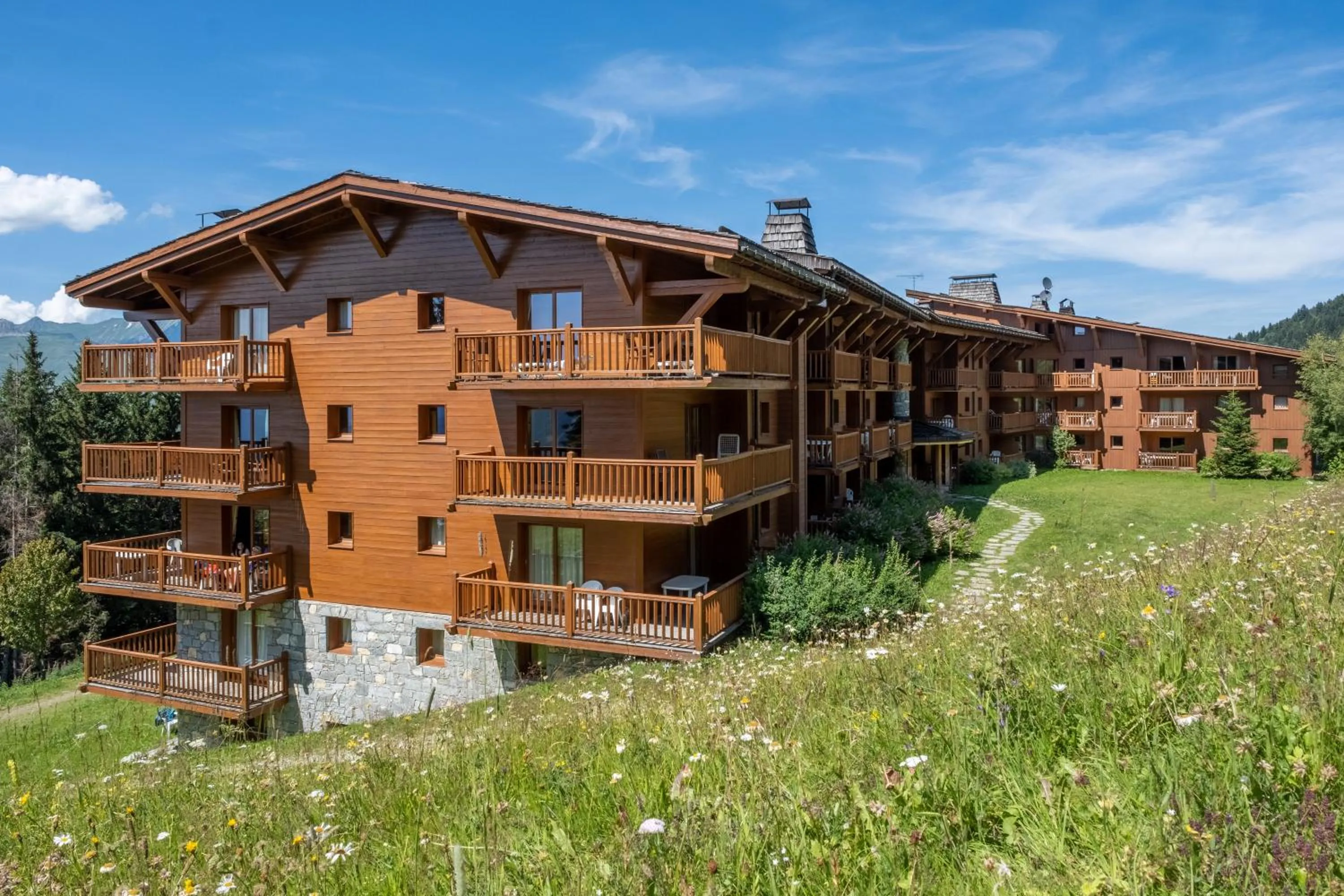 Property building in Résidence Pierre & Vacances Premium Le Roselend