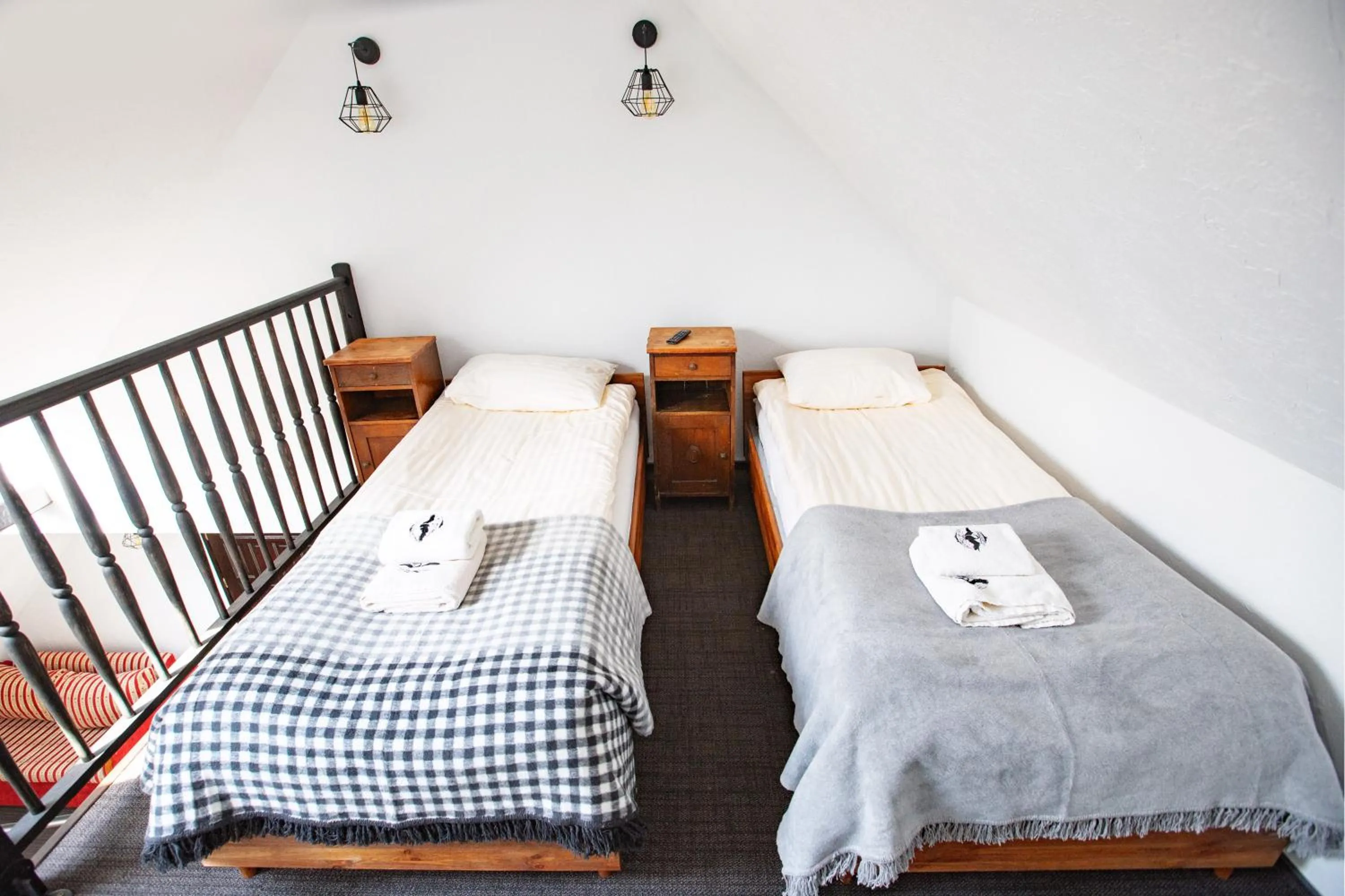 Photo of the whole room, Bed in Gospoda pod Czarnym Łabędziem