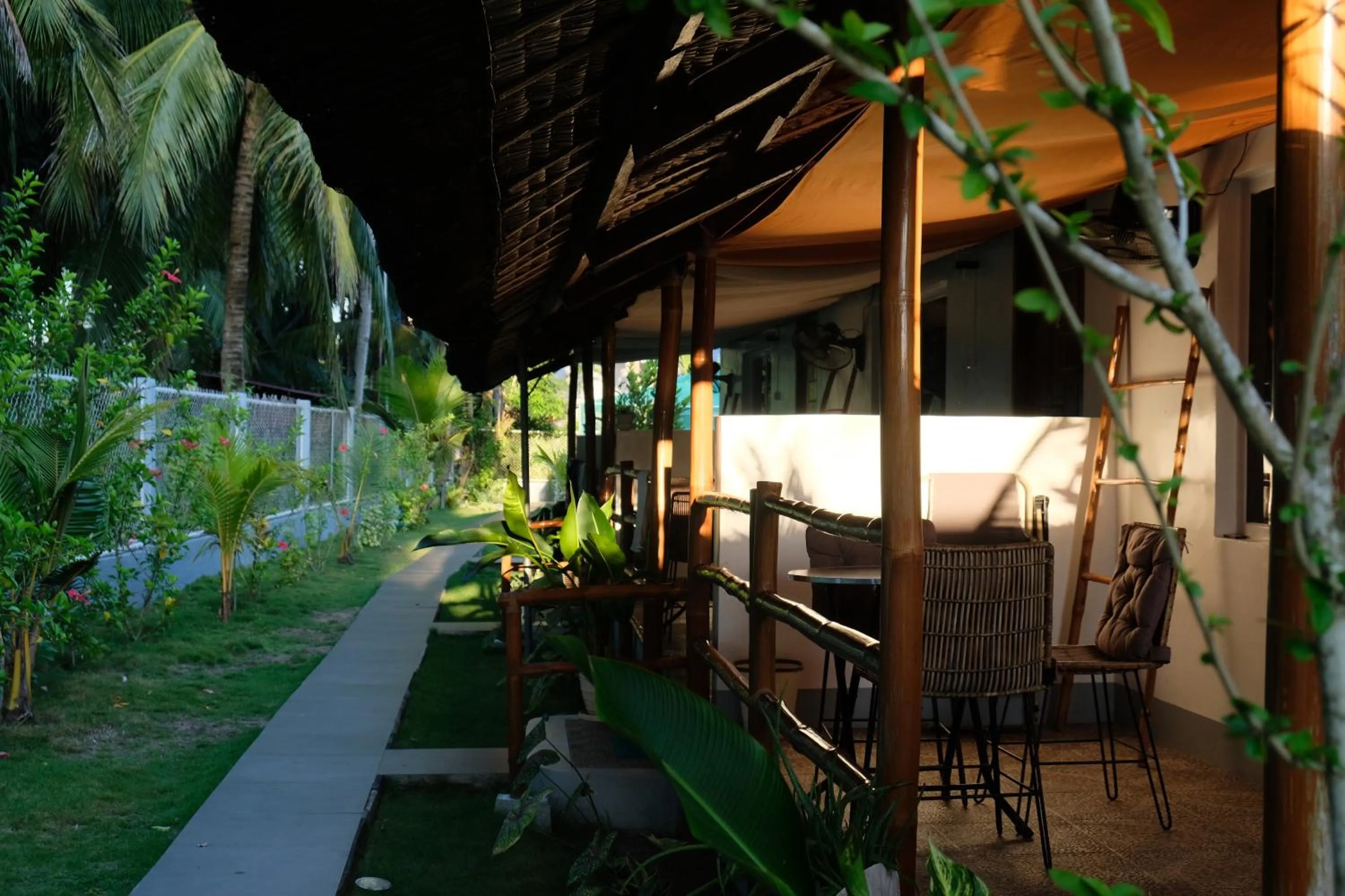 Patio in Skott's Comfy Lodge