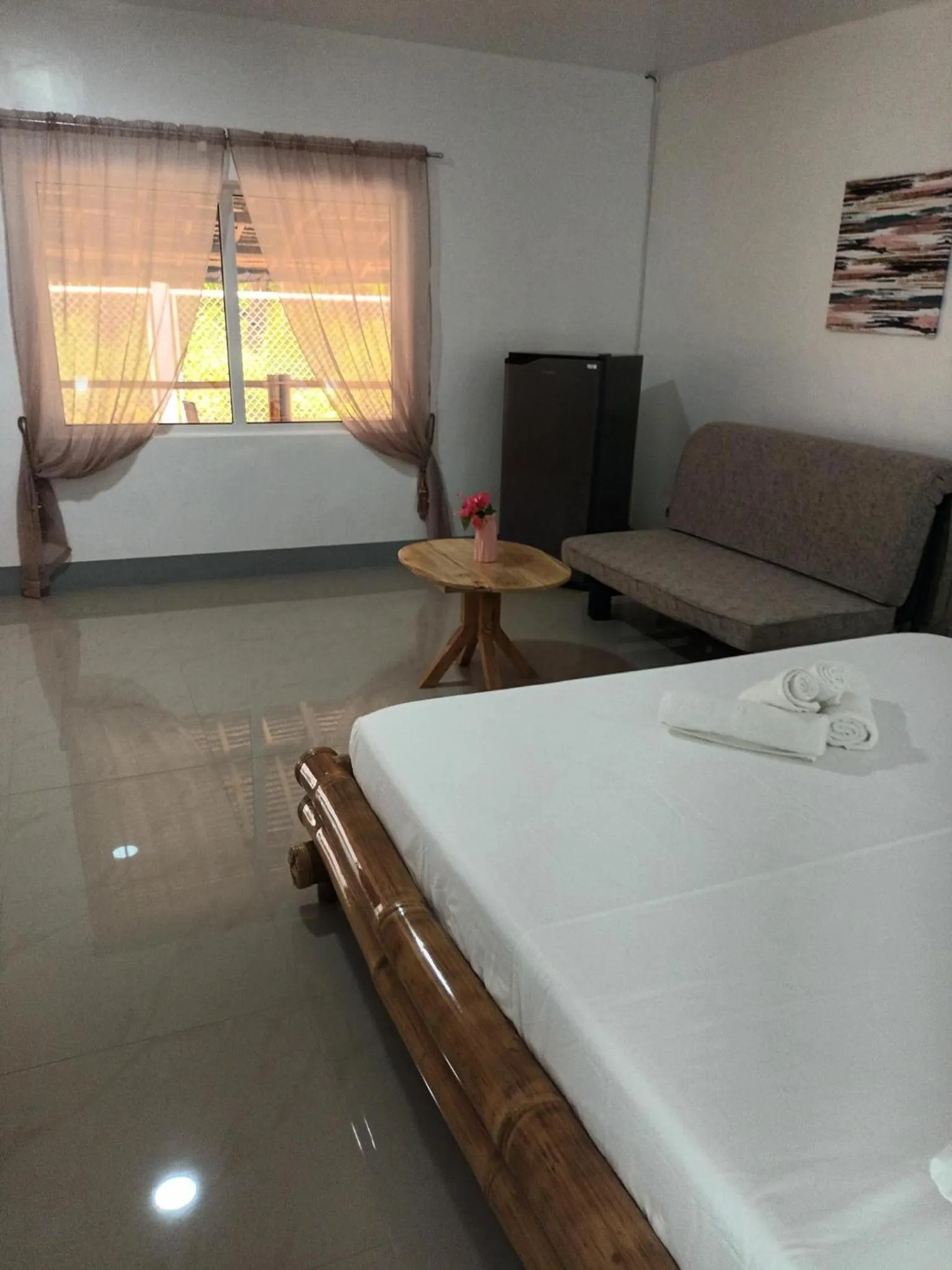 Bed in Skott's Comfy Lodge