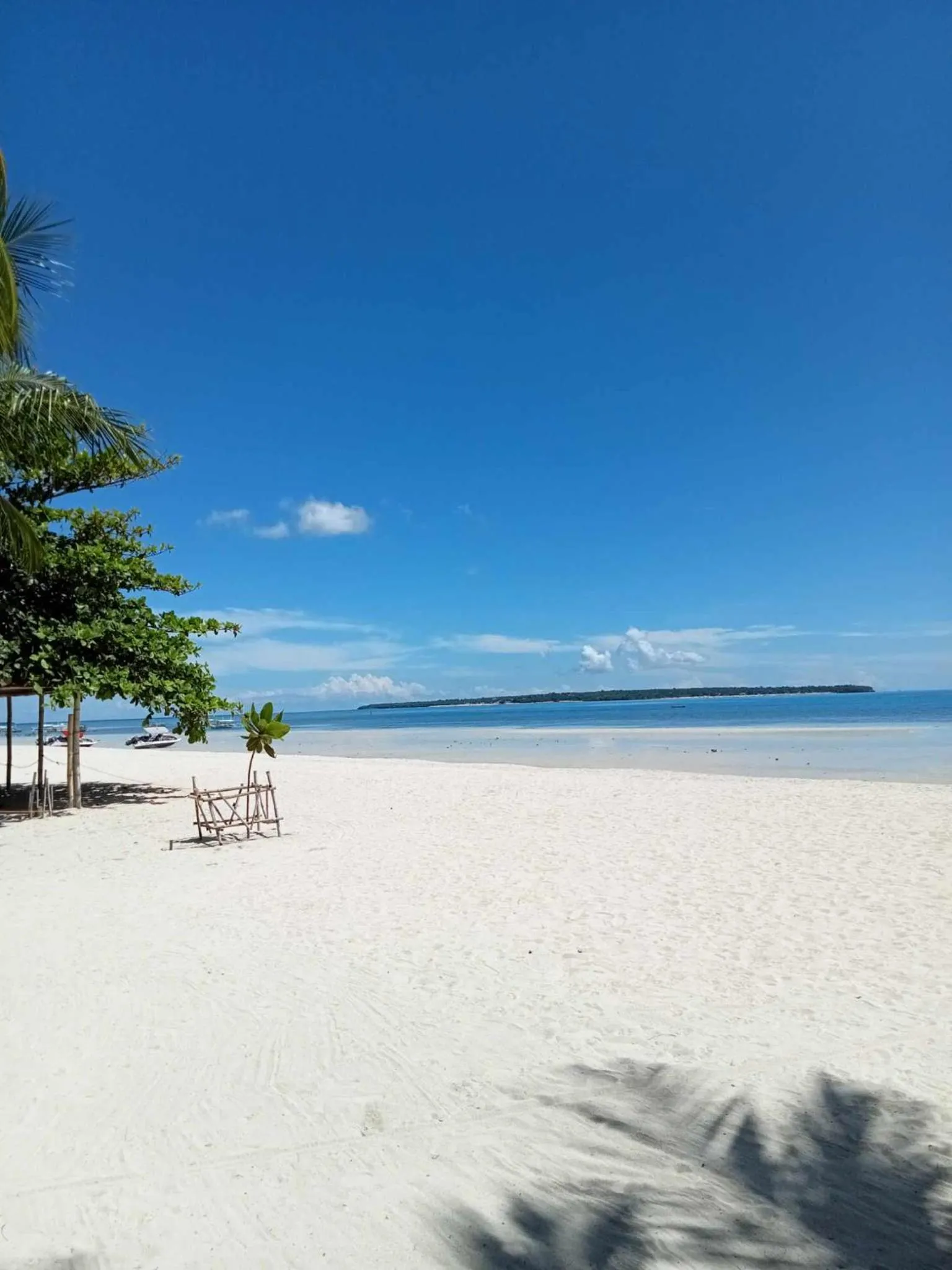 Beach in Skott's Comfy Lodge