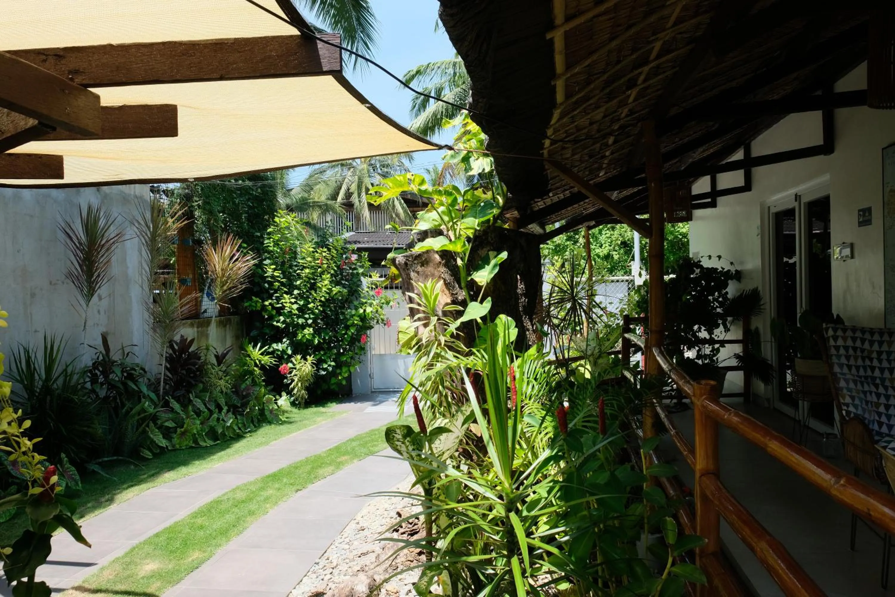 Property building in Skott's Comfy Lodge