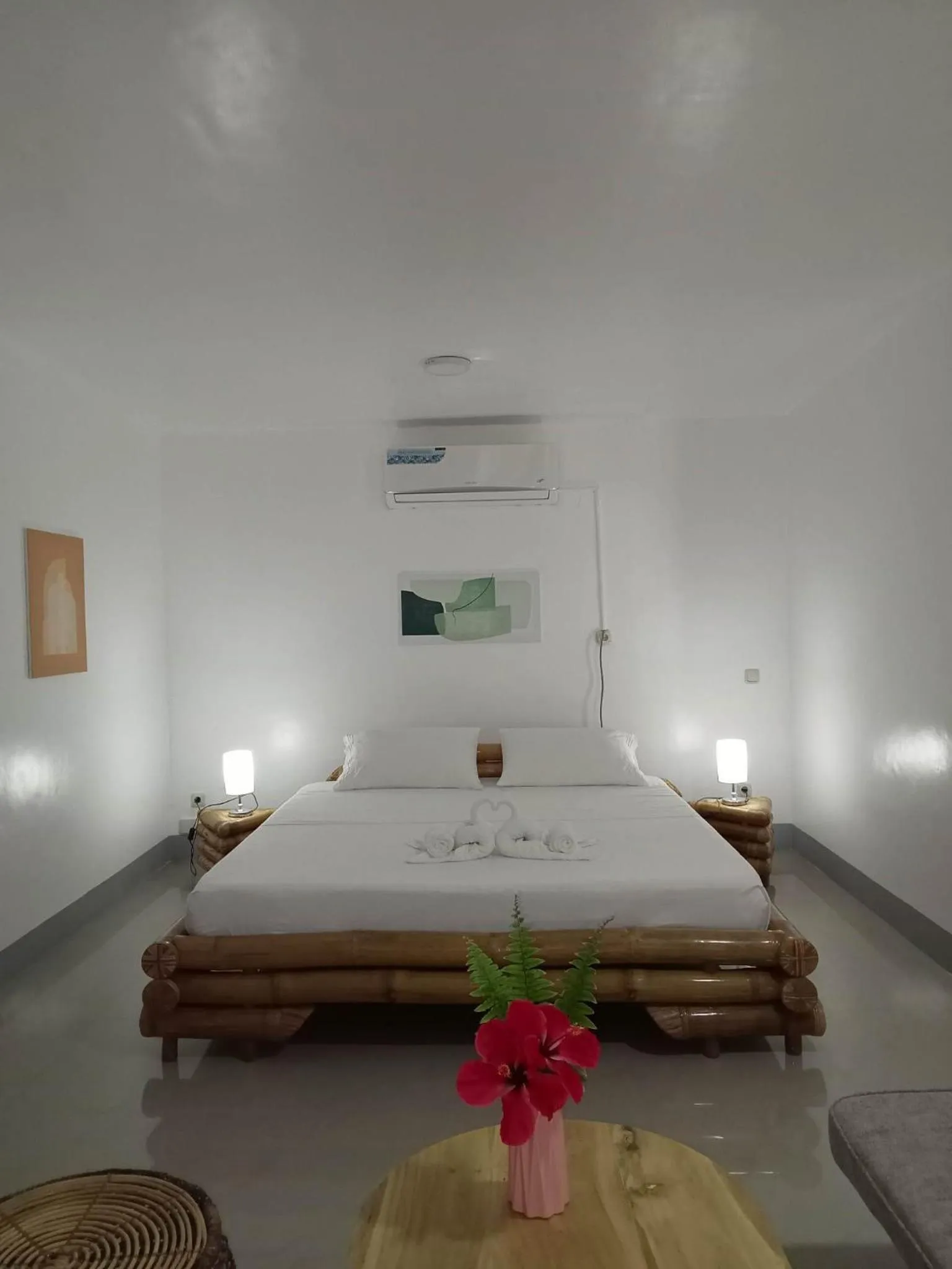 Bed in Skott's Comfy Lodge