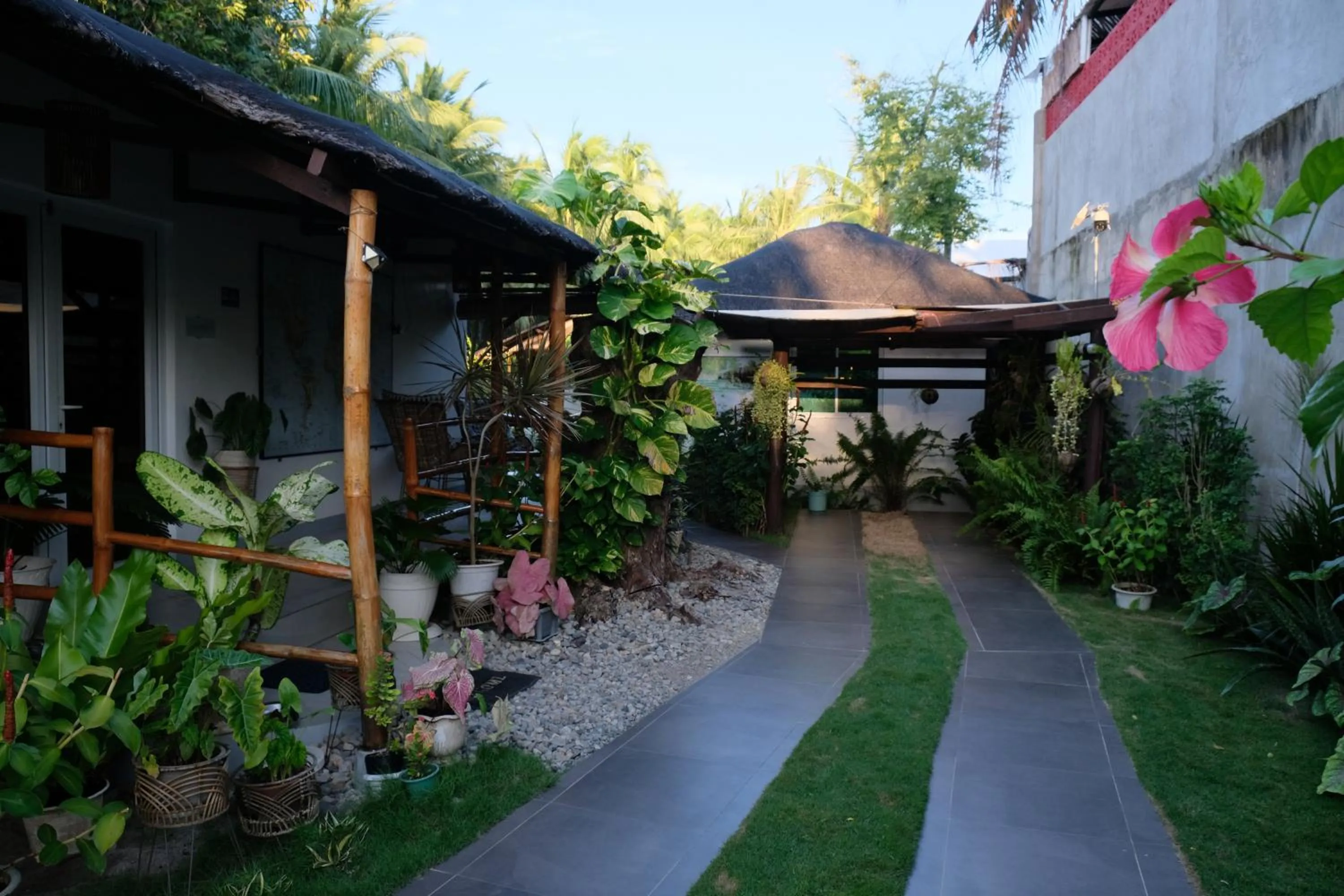 Property building in Skott's Comfy Lodge