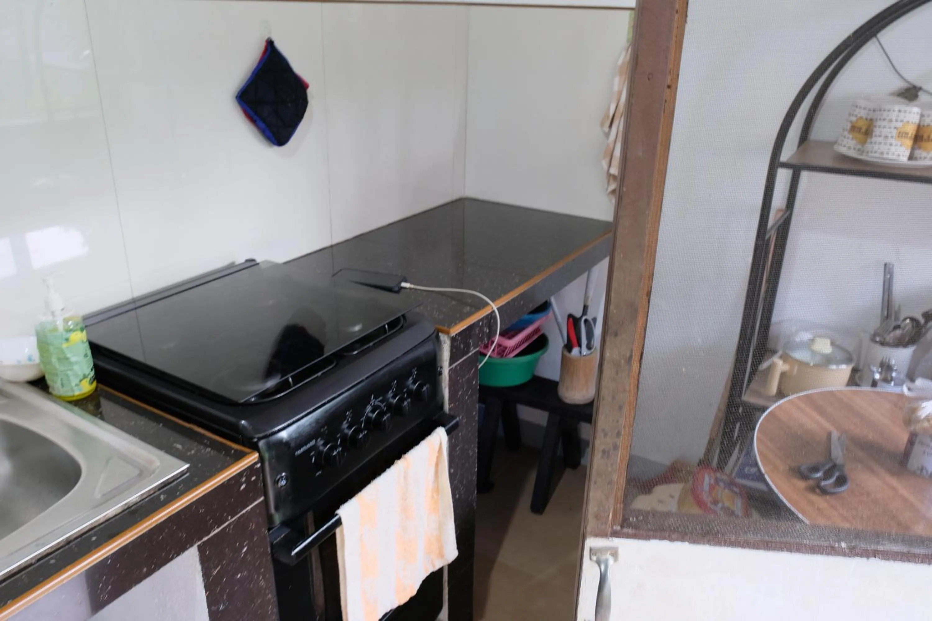 stove in Skott's Comfy Lodge