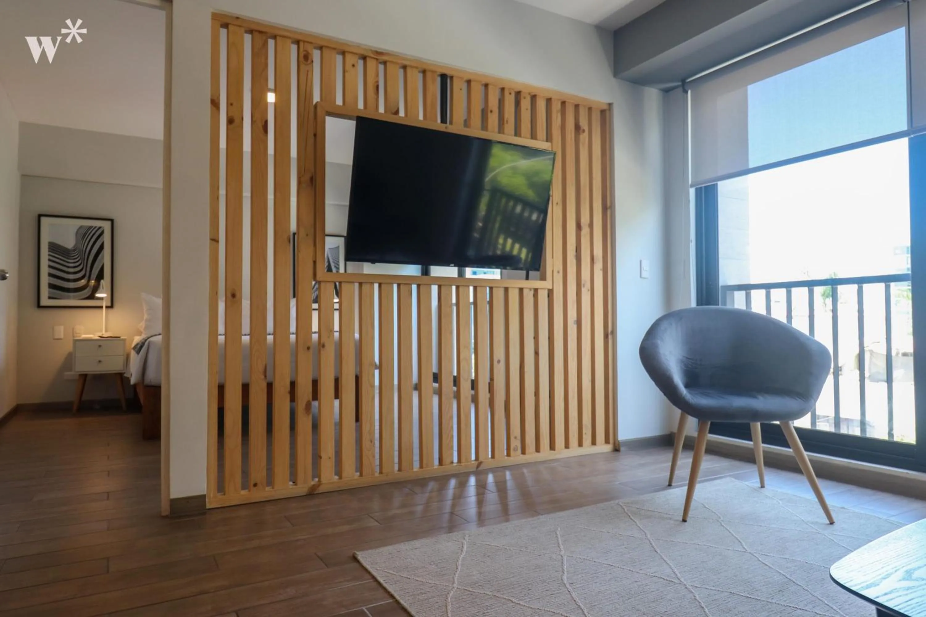 TV and multimedia in Wynwood Berlin in Miraflores