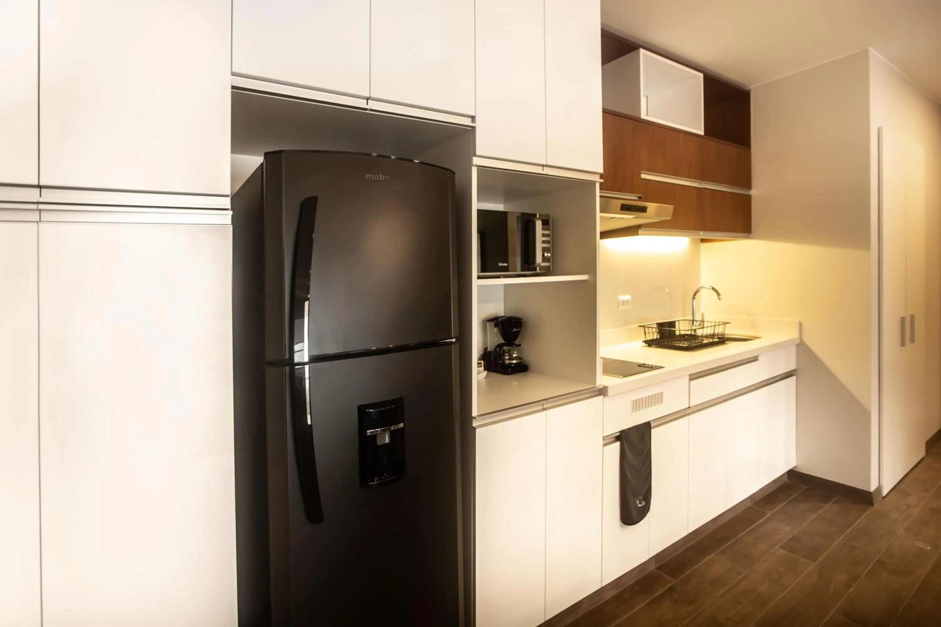 Kitchen or kitchenette in Wynwood Berlin in Miraflores