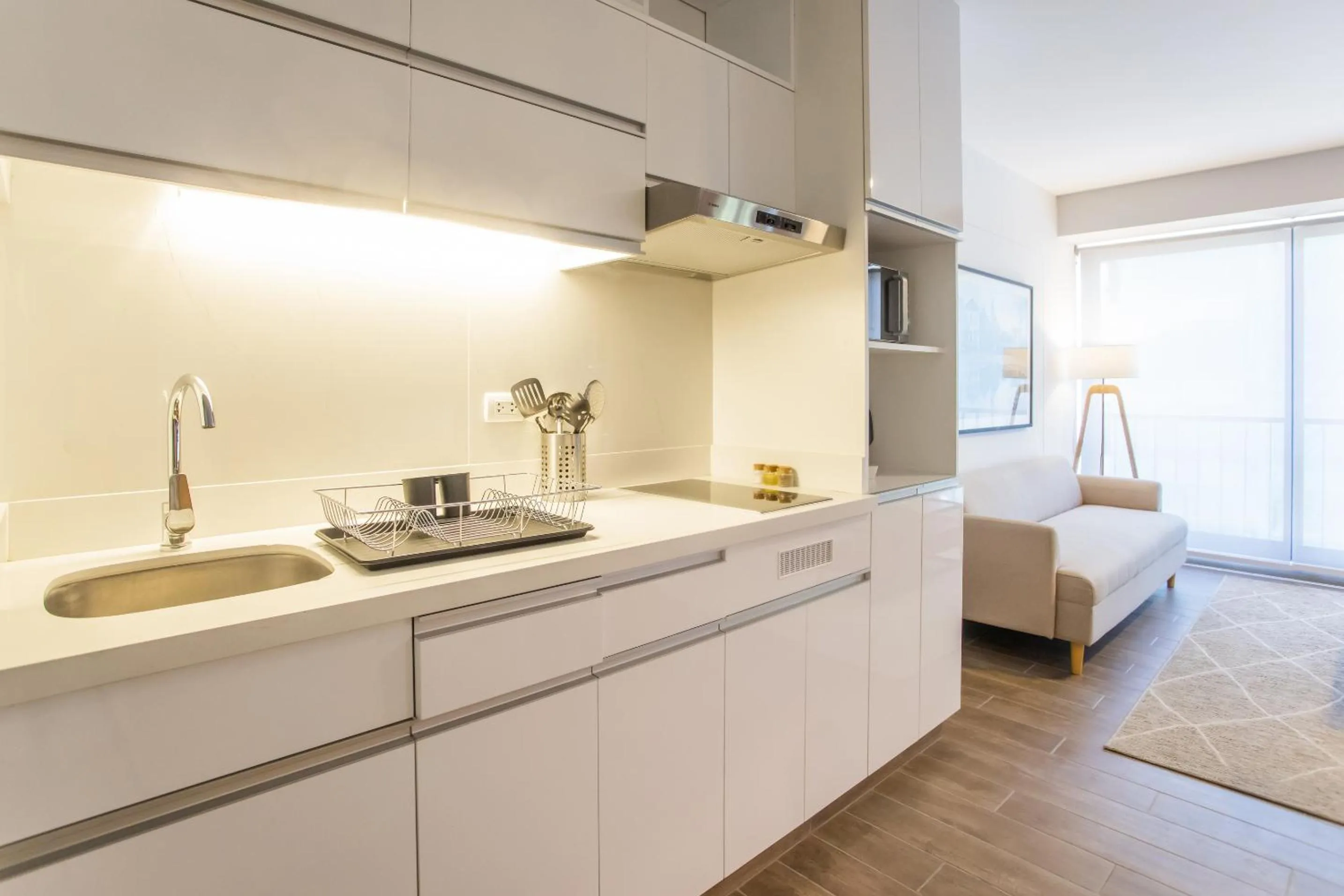 Kitchen or kitchenette in Wynwood Berlin in Miraflores