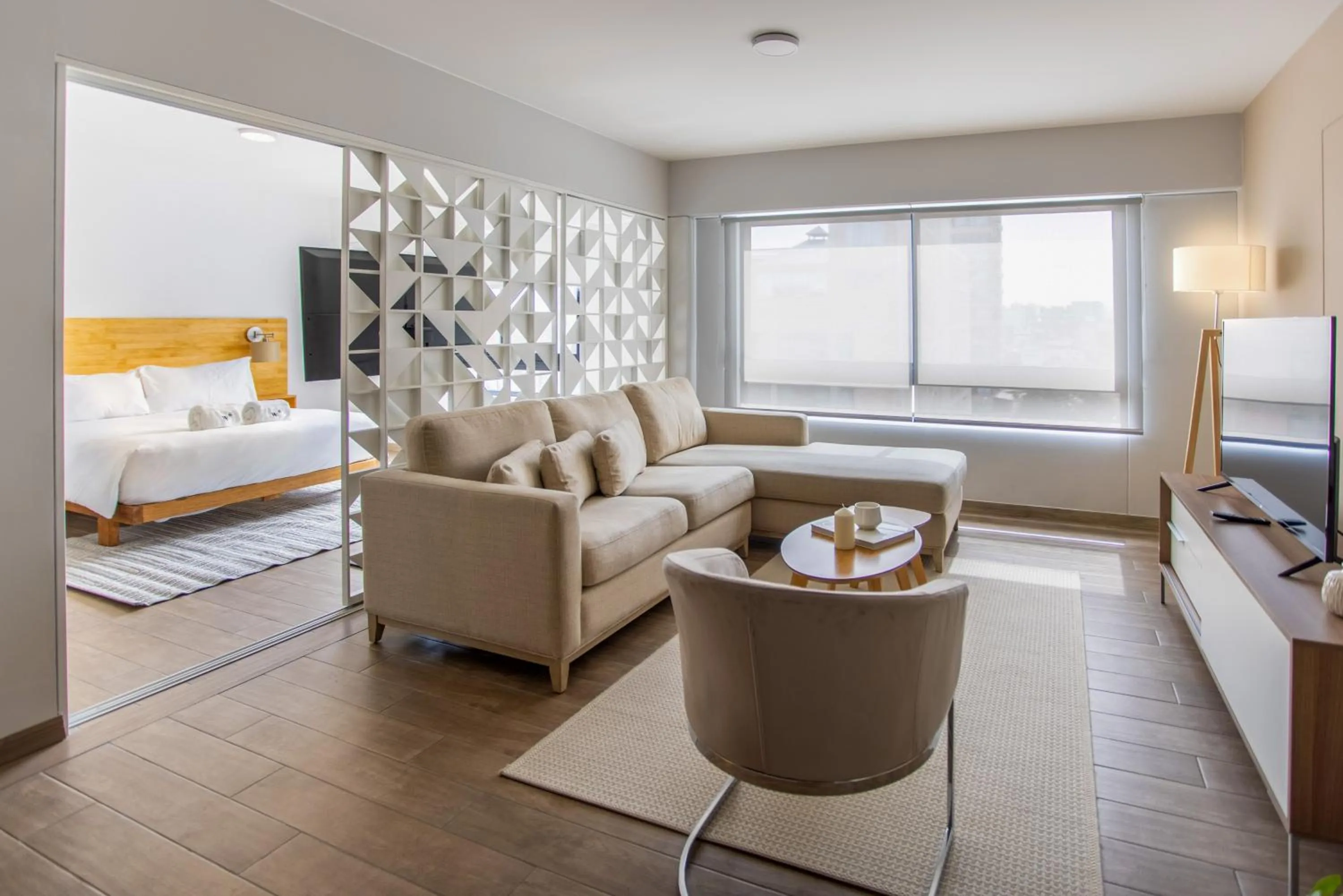 TV and multimedia, Bed in SoHo by Wynwood House